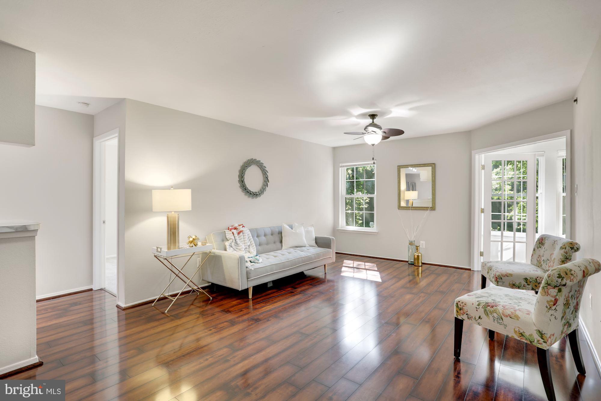 POINTE AT PARK CENTER - Residential