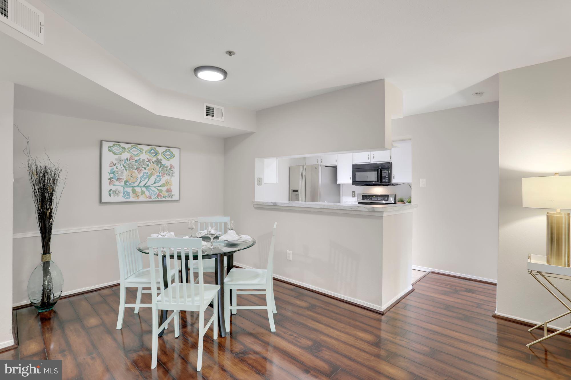 POINTE AT PARK CENTER - Residential