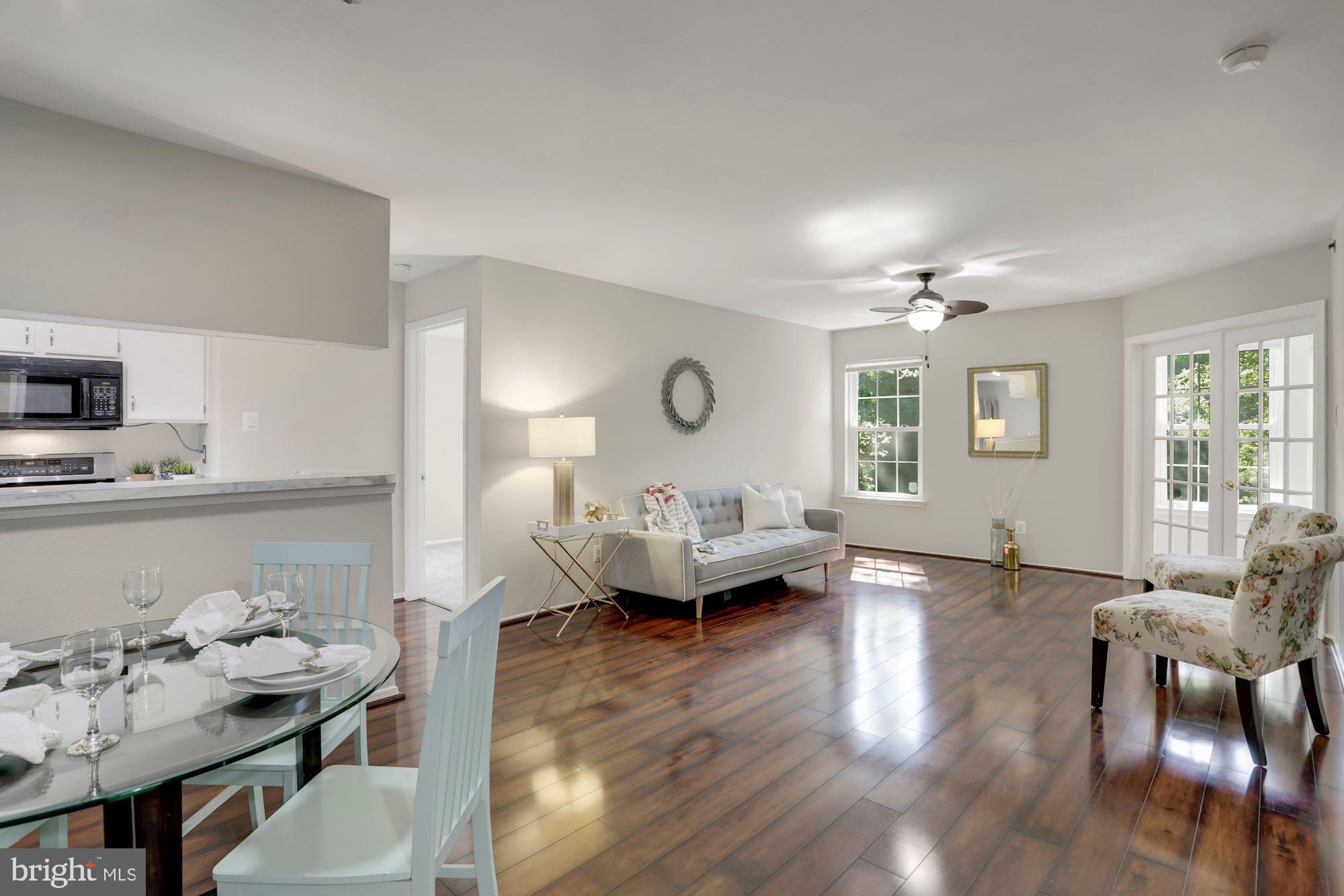 POINTE AT PARK CENTER - Residential