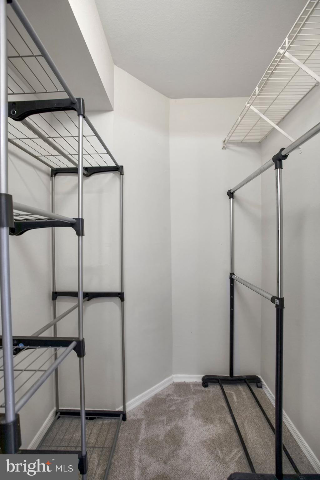 POINTE AT PARK CENTER - Residential