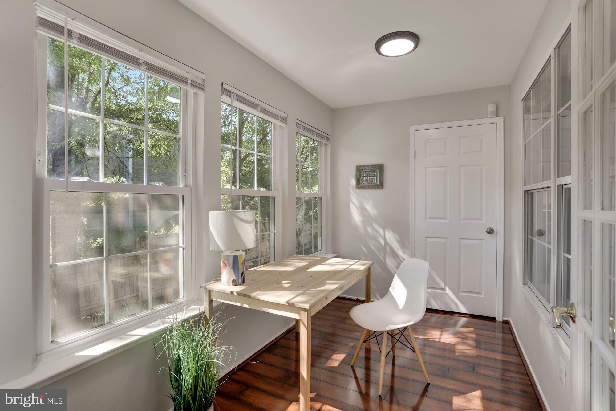 POINTE AT PARK CENTER - Residential