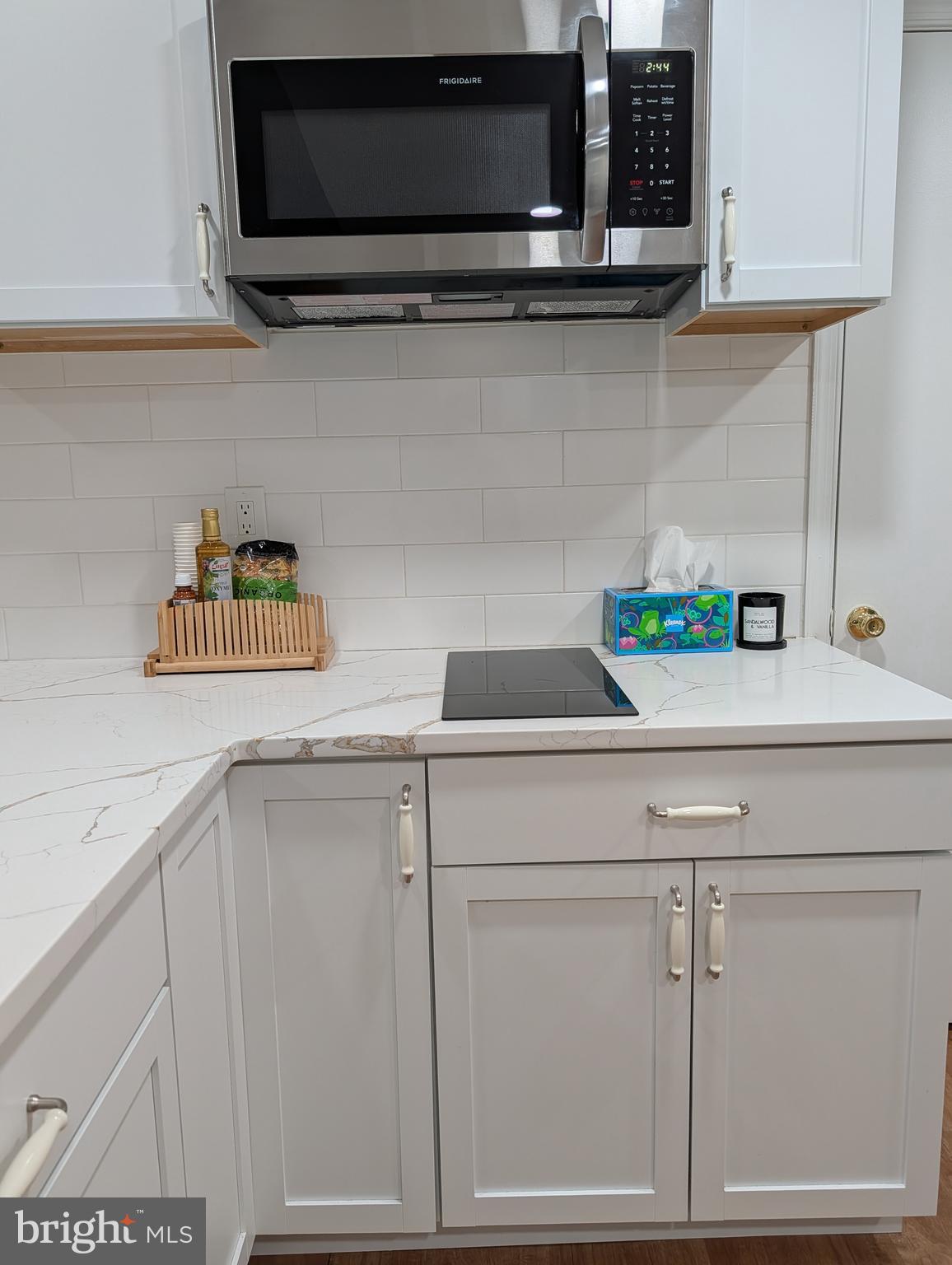 21214 MILLWOOD SQUARE