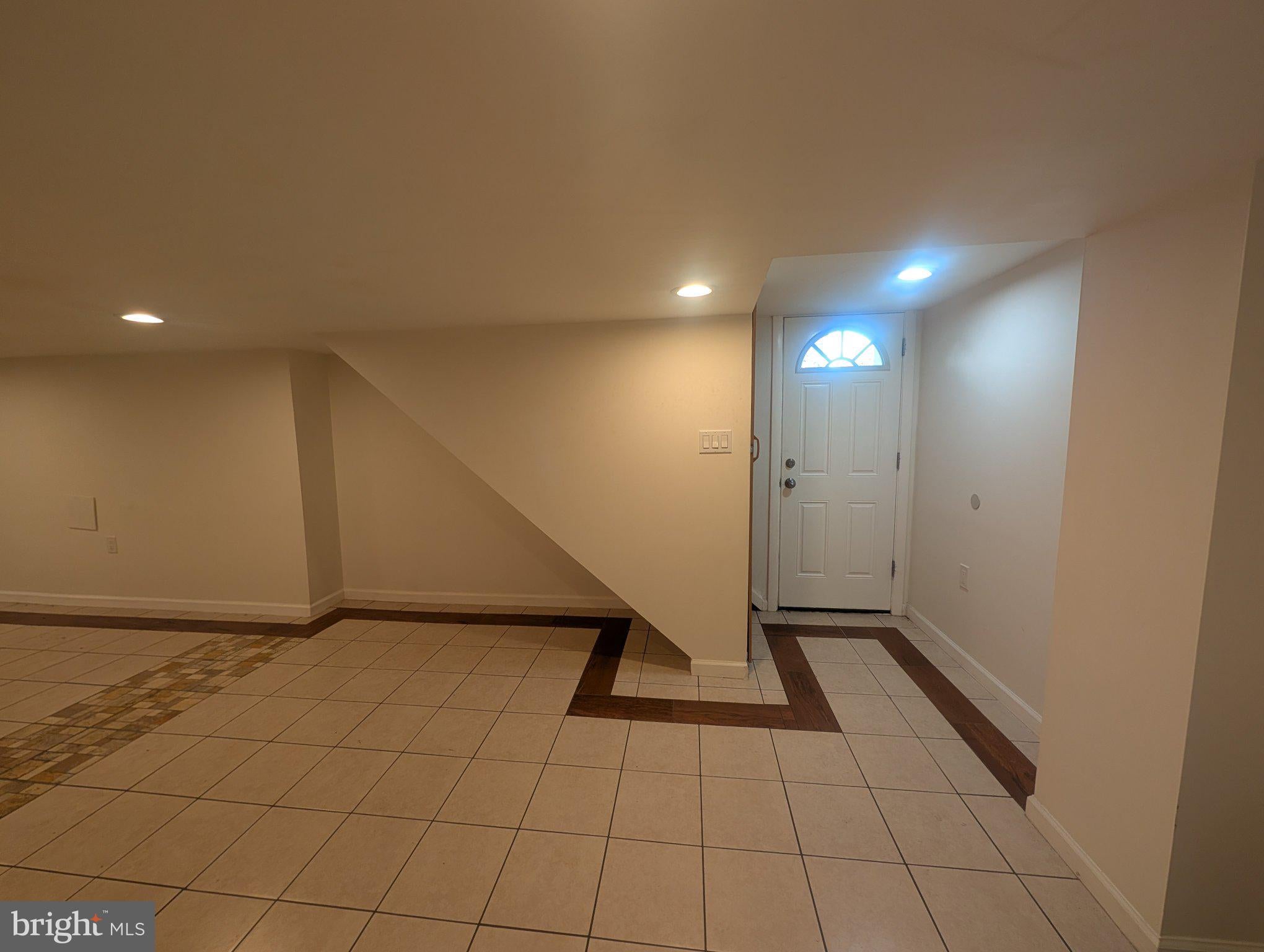 9000 COLESVILLE ROAD