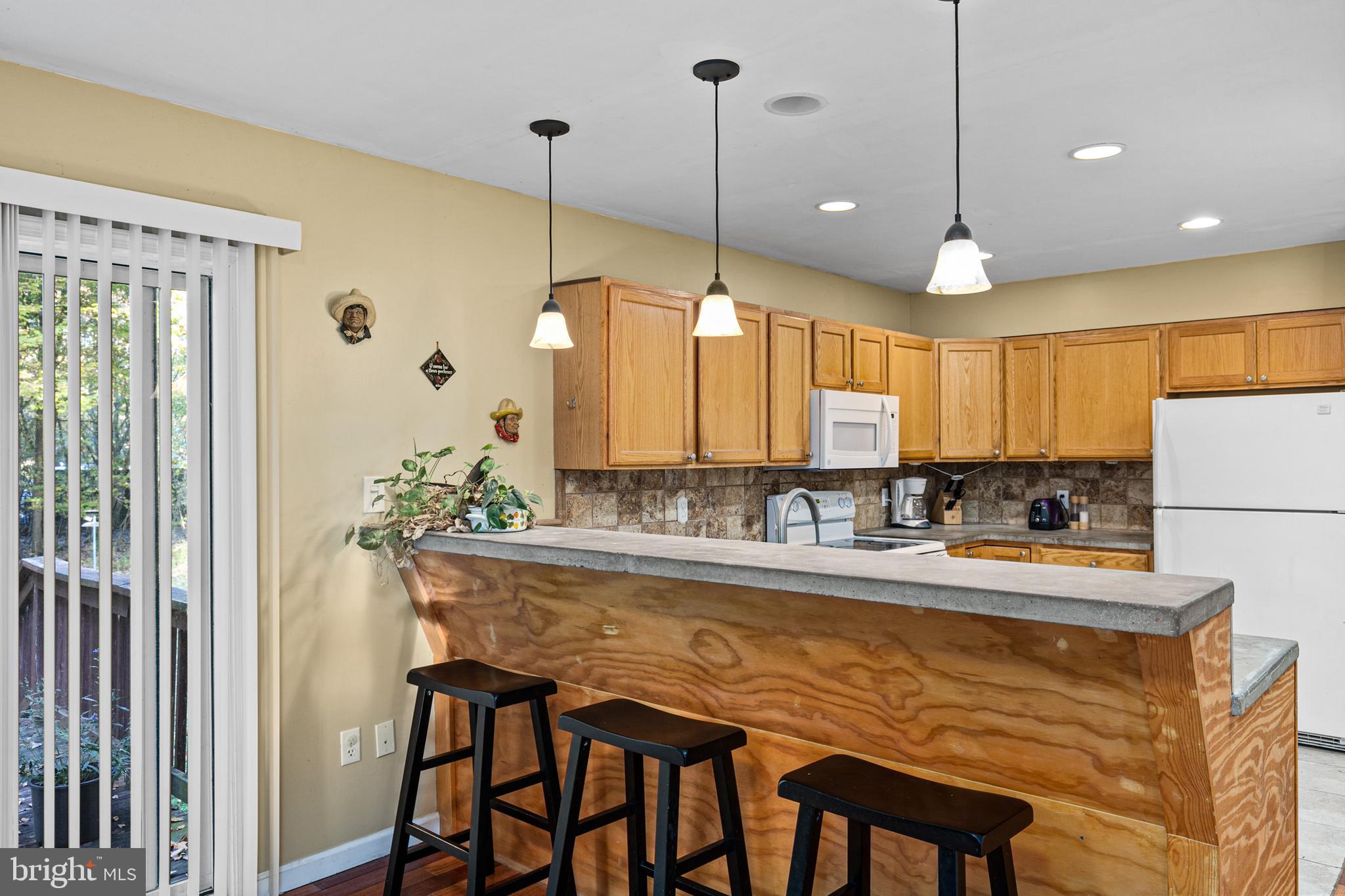 SNUG HARBOR - Residential