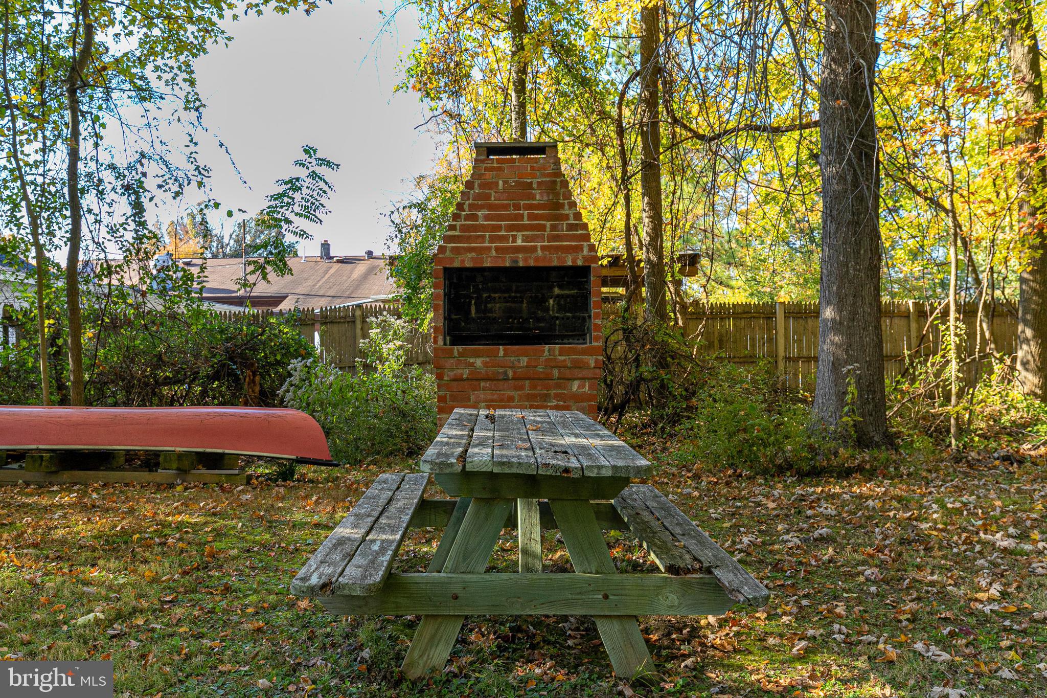 SNUG HARBOR - Residential