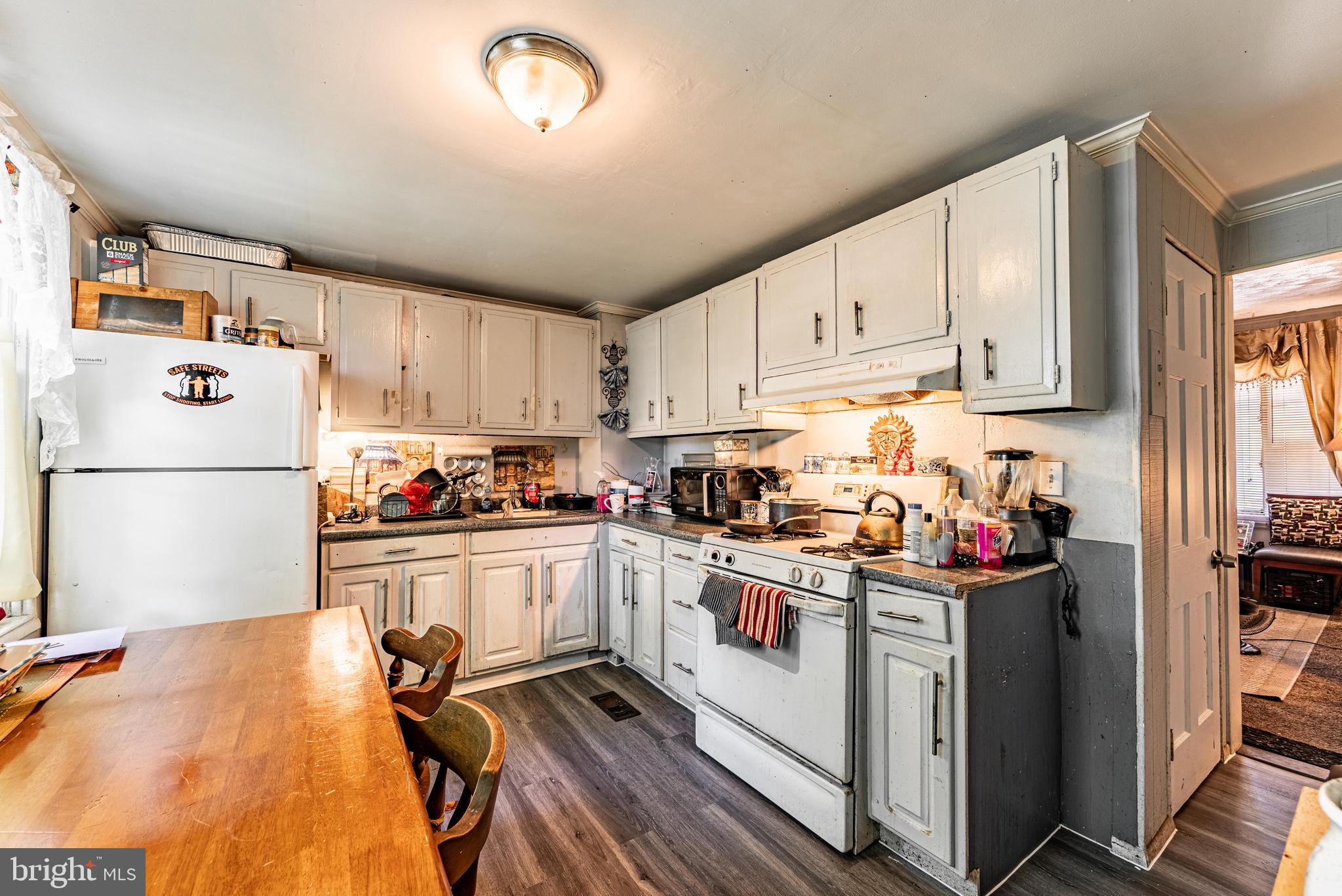 CHERRY HILL - Residential