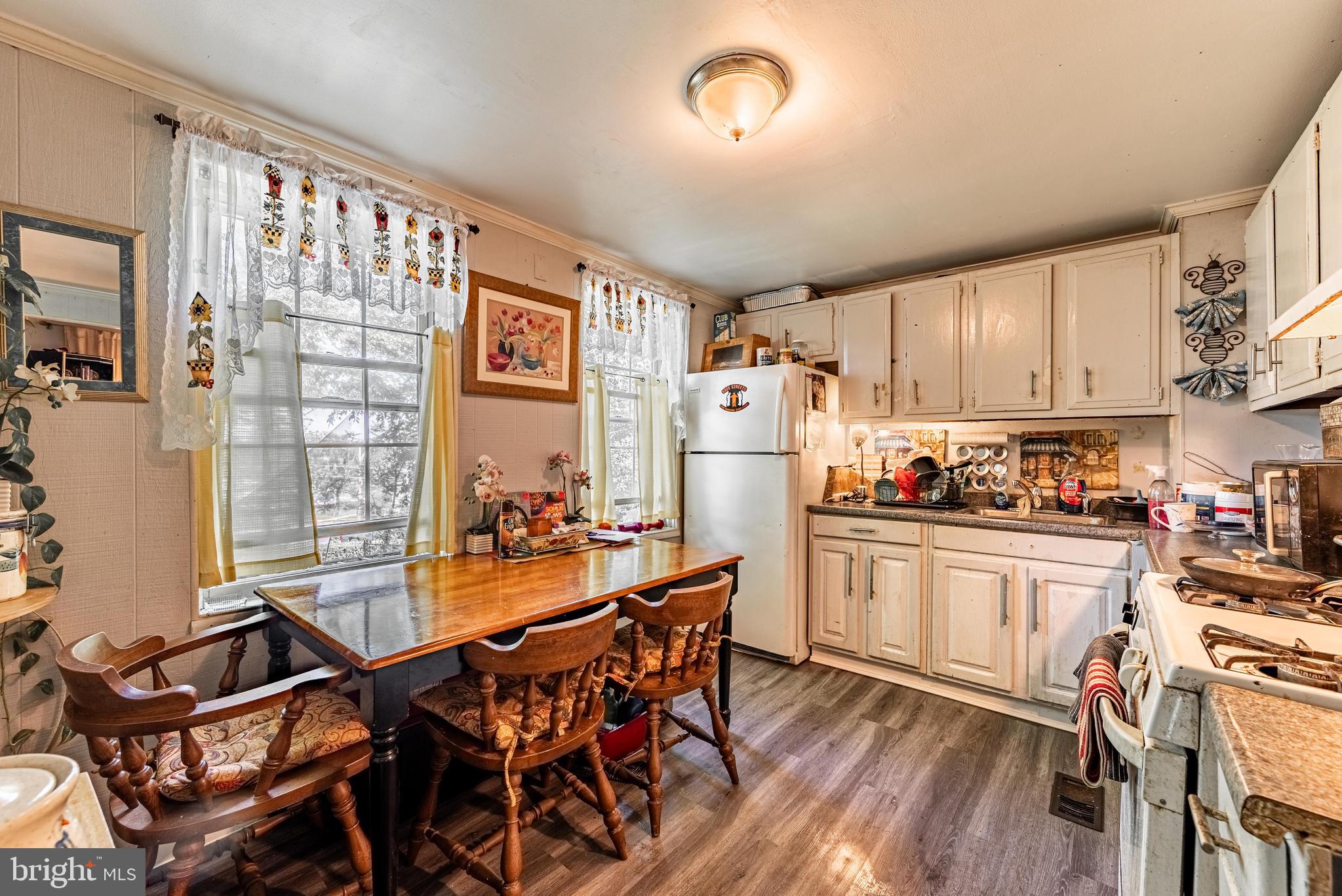 CHERRY HILL - Residential