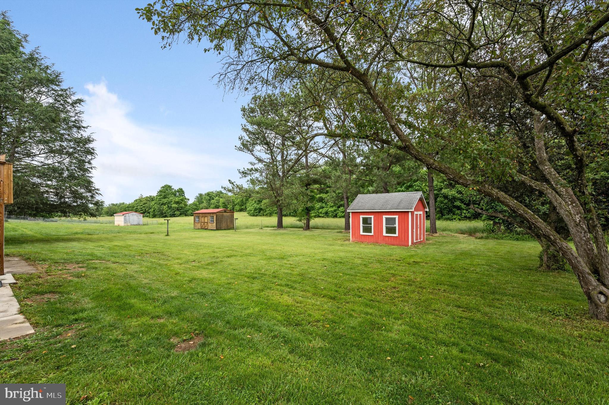 SHASTA EAST - Residential