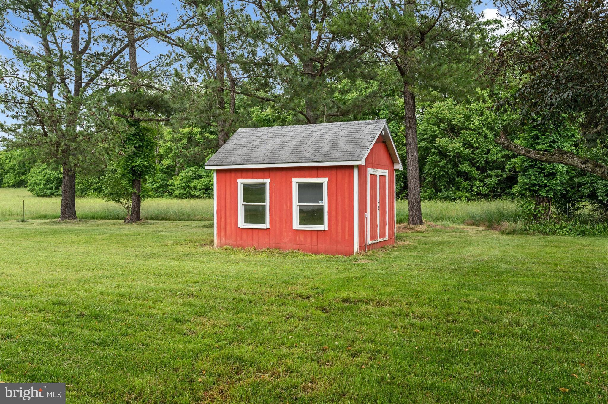 SHASTA EAST - Residential