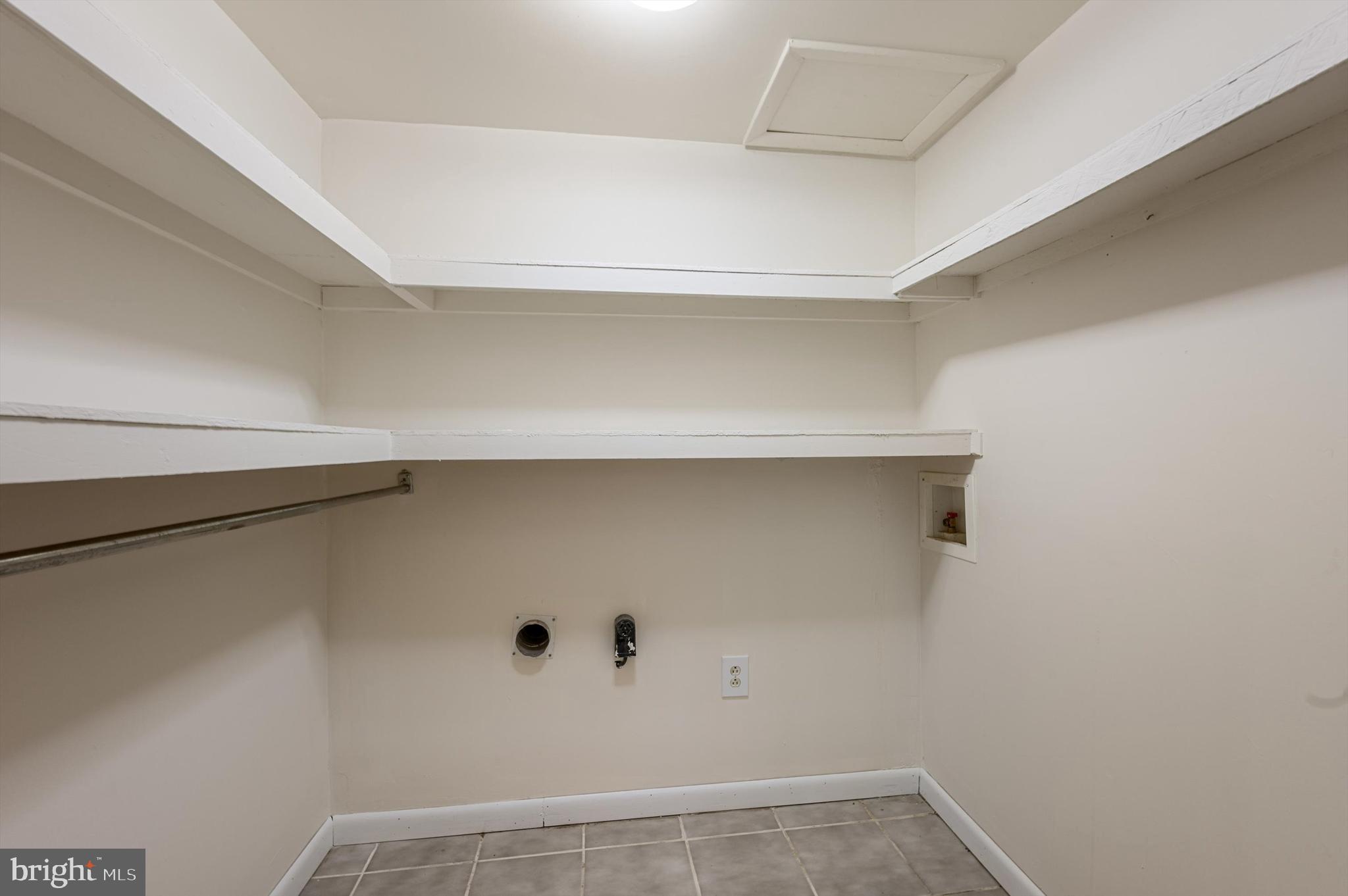 SHASTA EAST - Residential