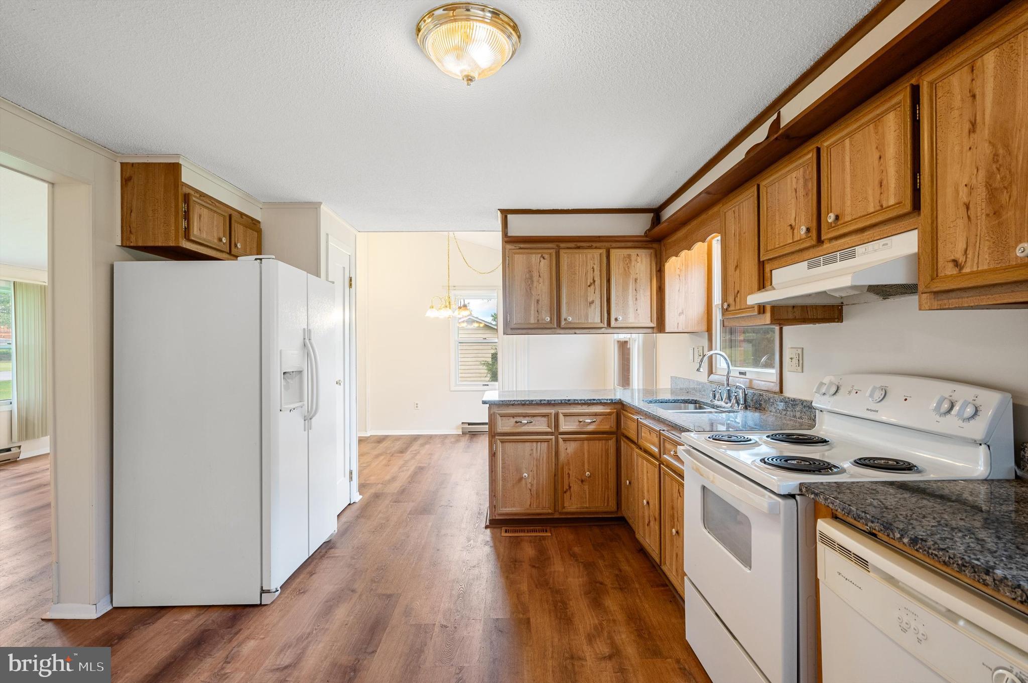 SHASTA EAST - Residential