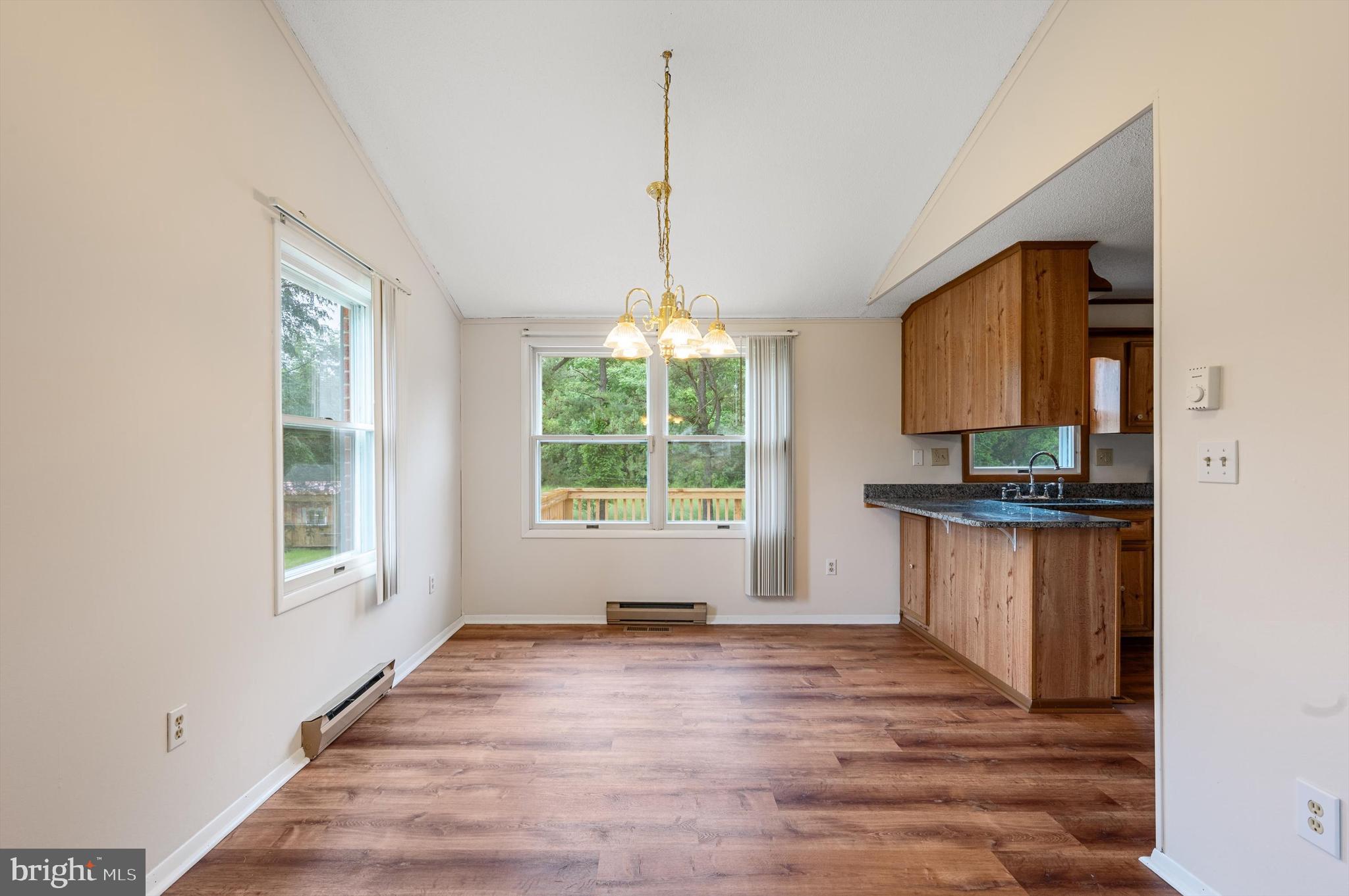 SHASTA EAST - Residential