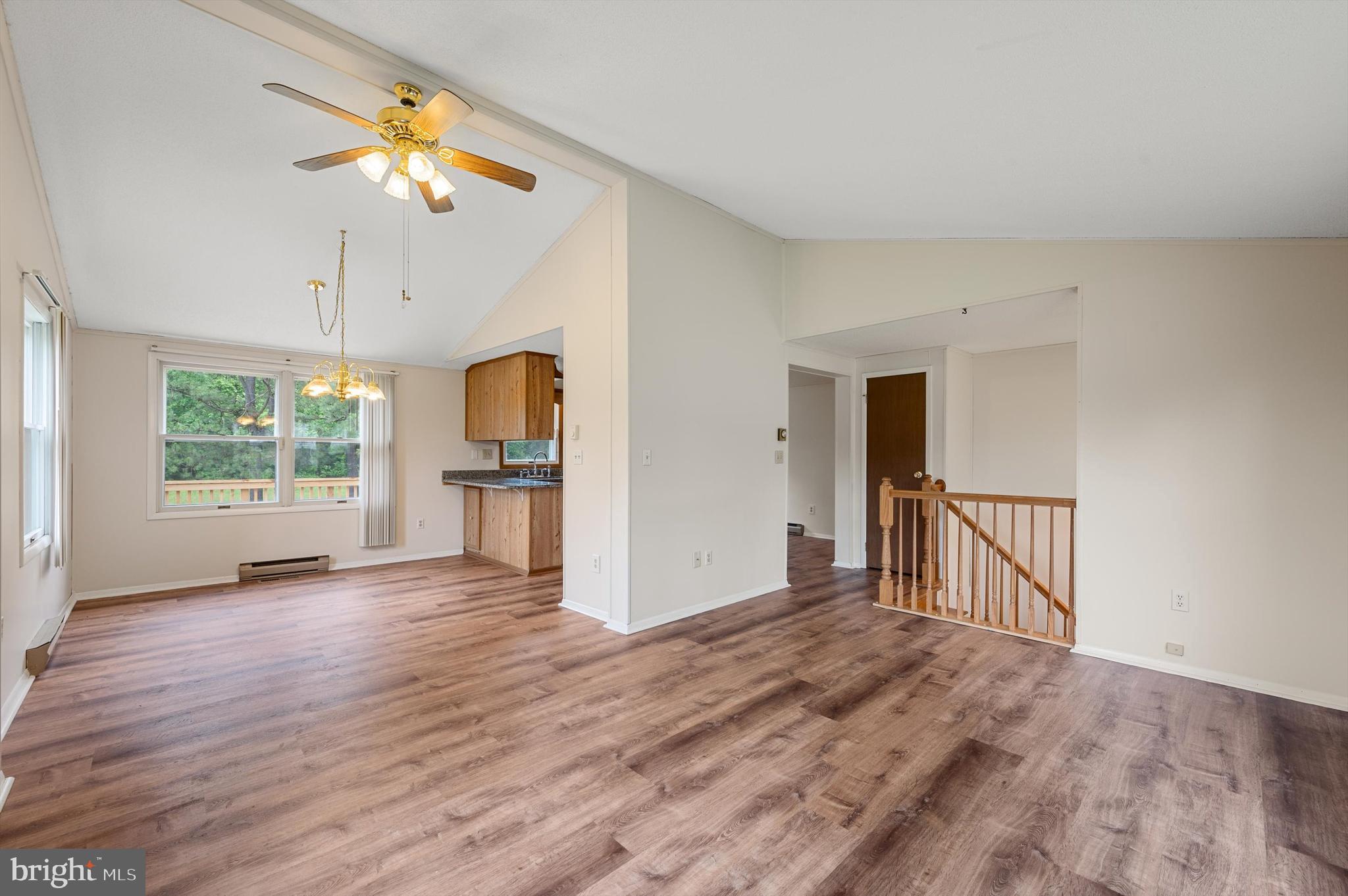 SHASTA EAST - Residential