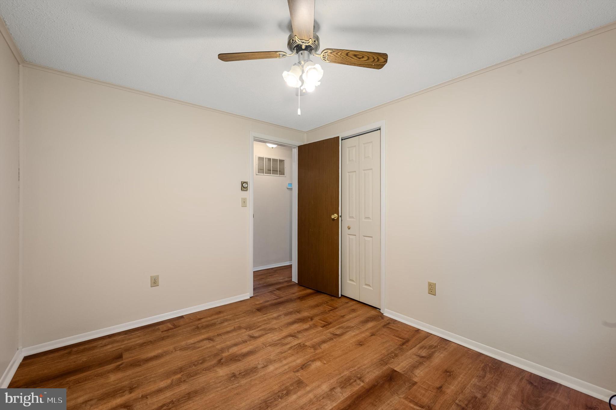 SHASTA EAST - Residential