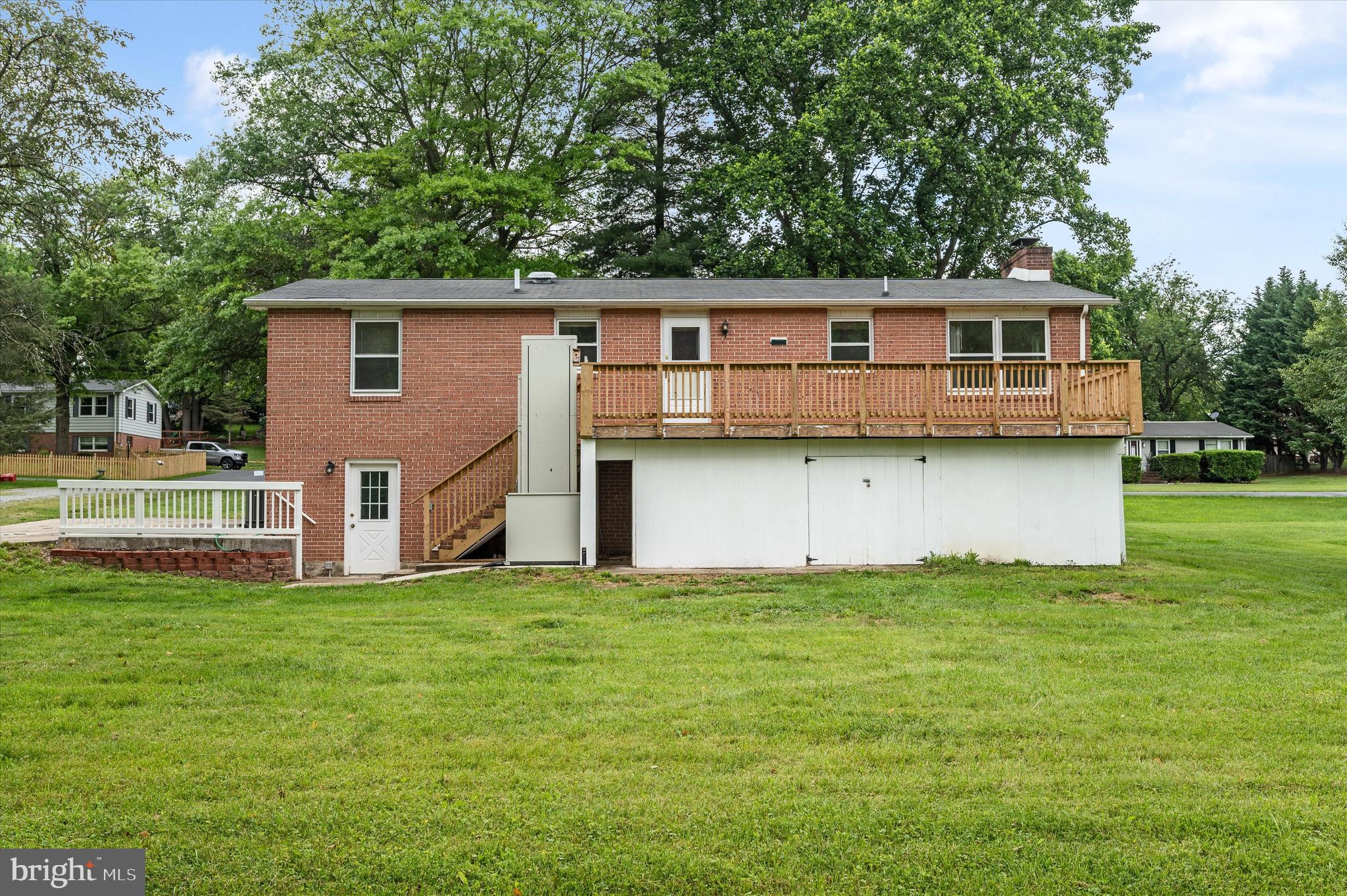 SHASTA EAST - Residential