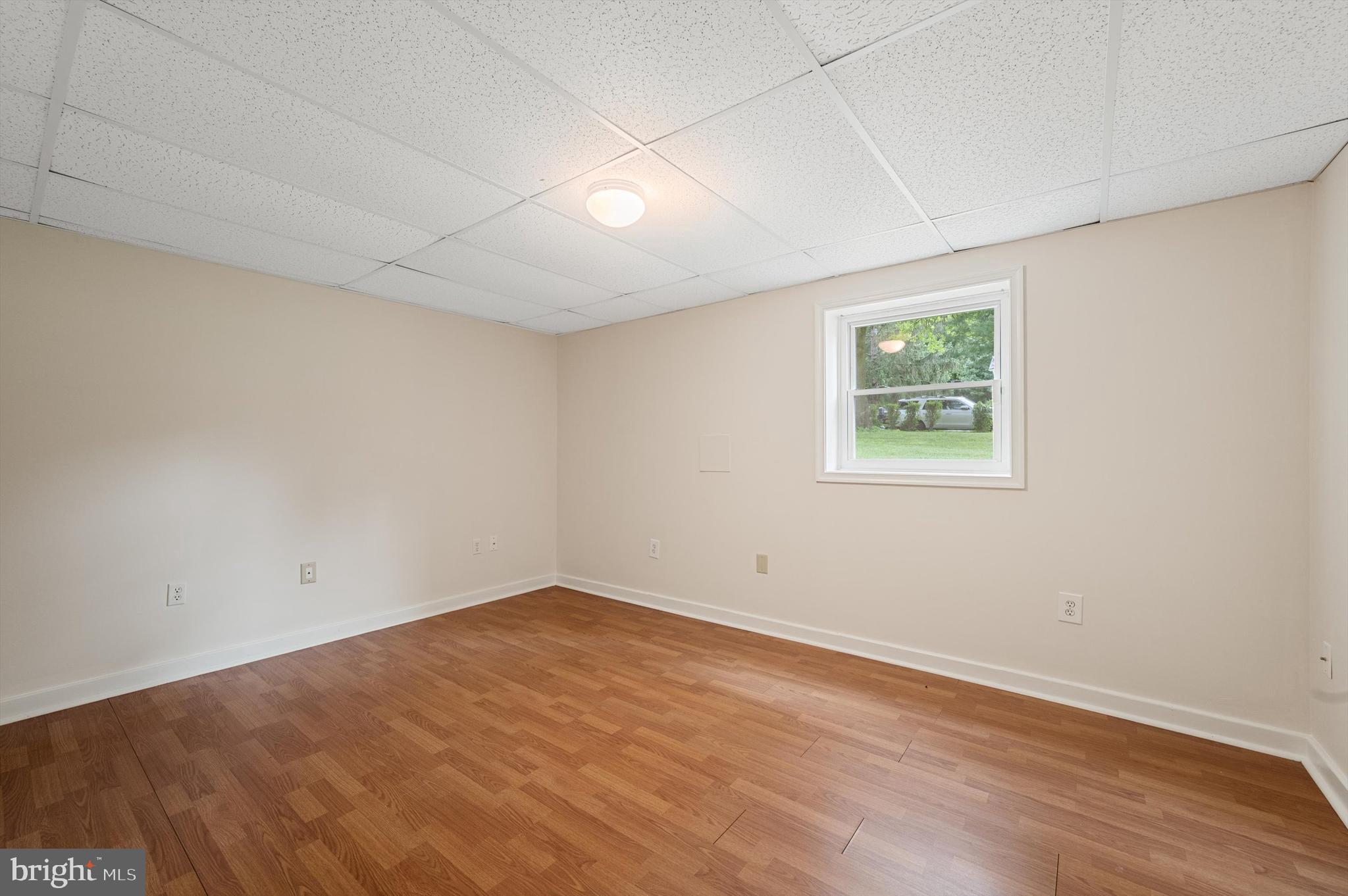 SHASTA EAST - Residential