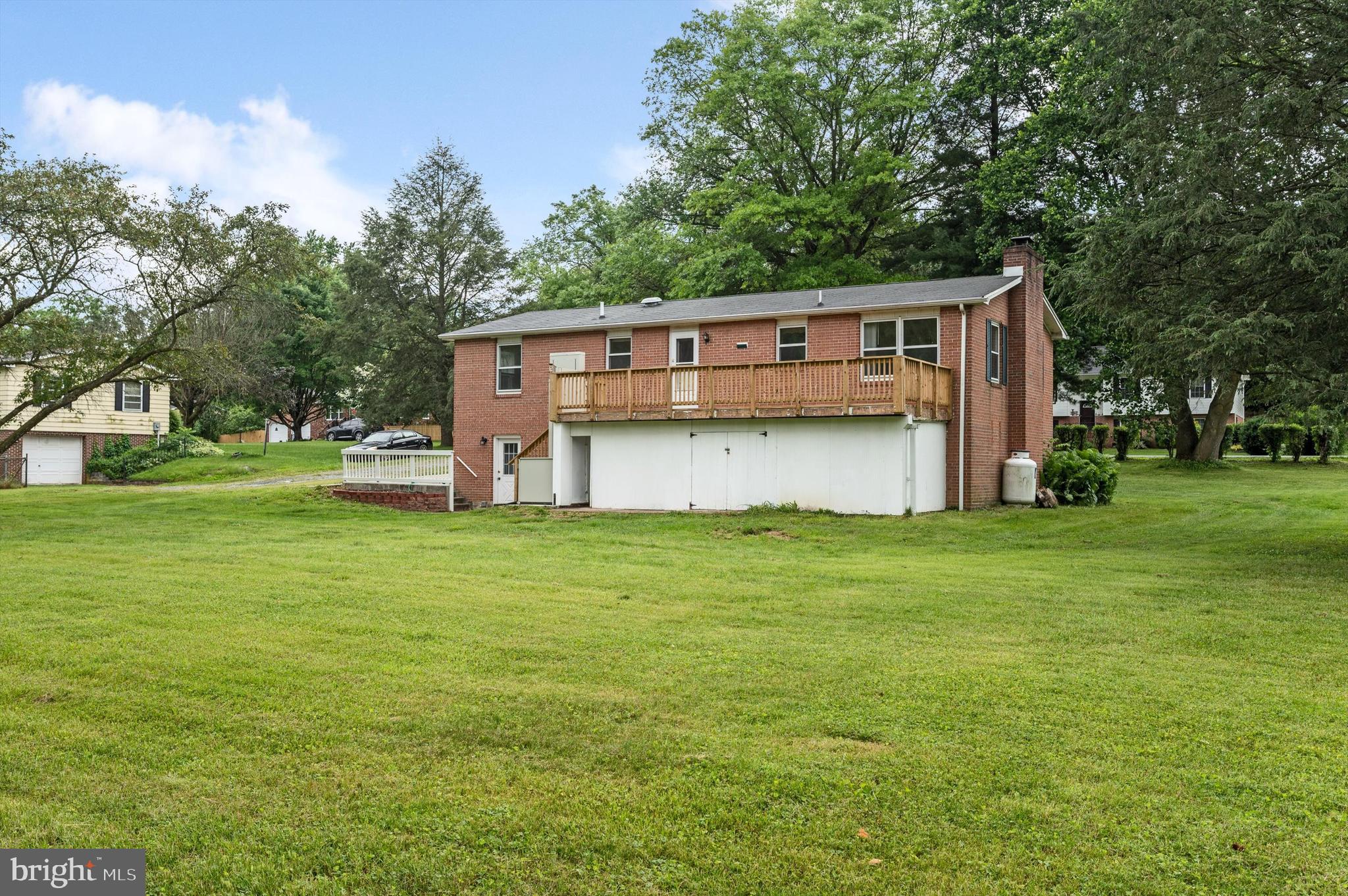 SHASTA EAST - Residential