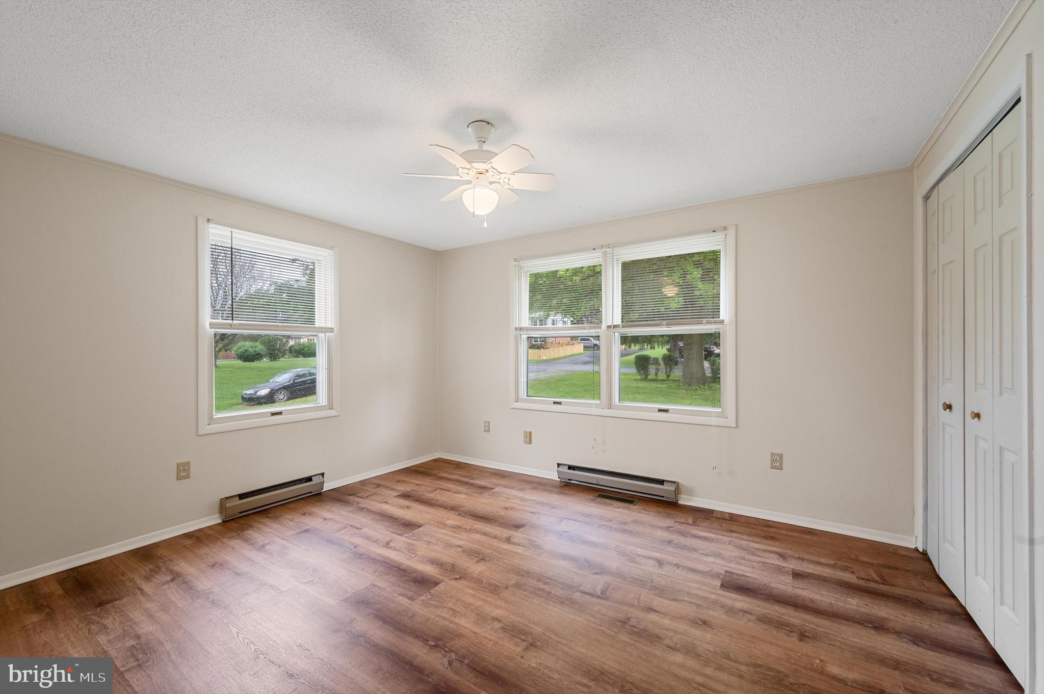 SHASTA EAST - Residential