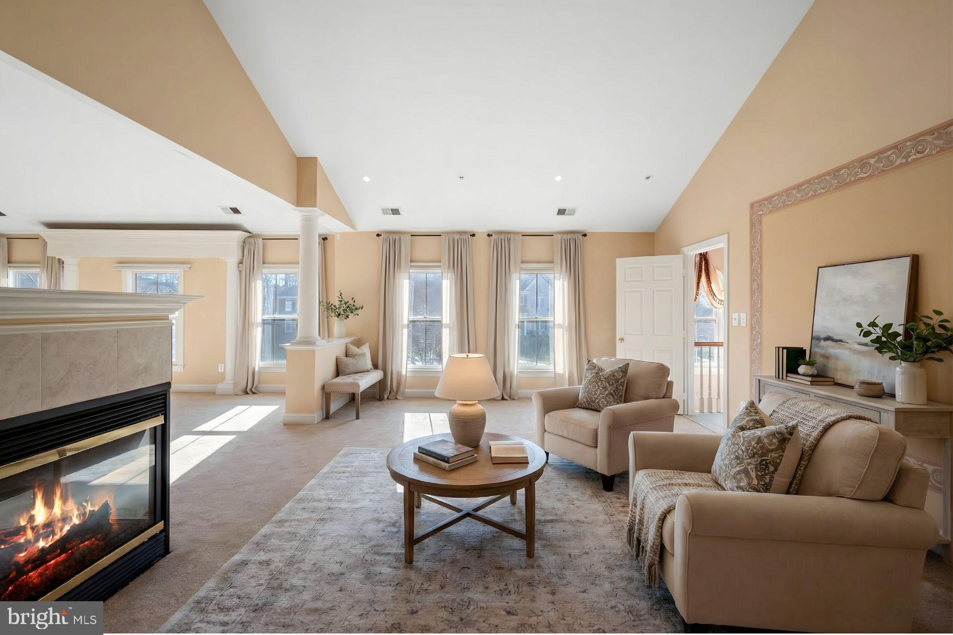 STONEWALL MANOR - Residential