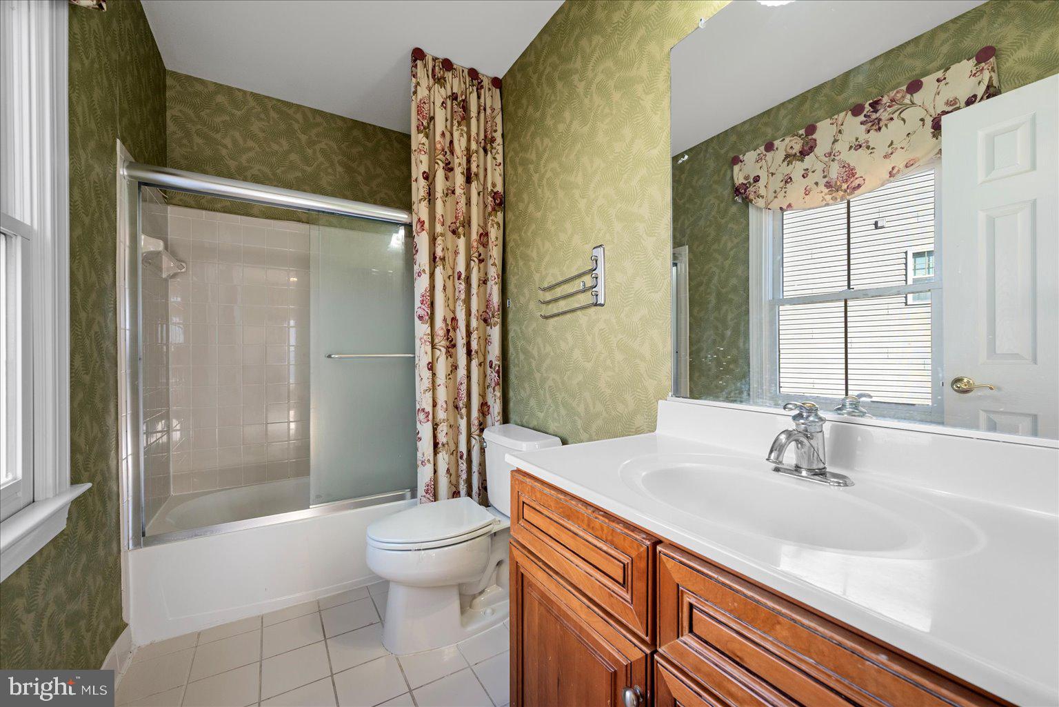 STONEWALL MANOR - Residential