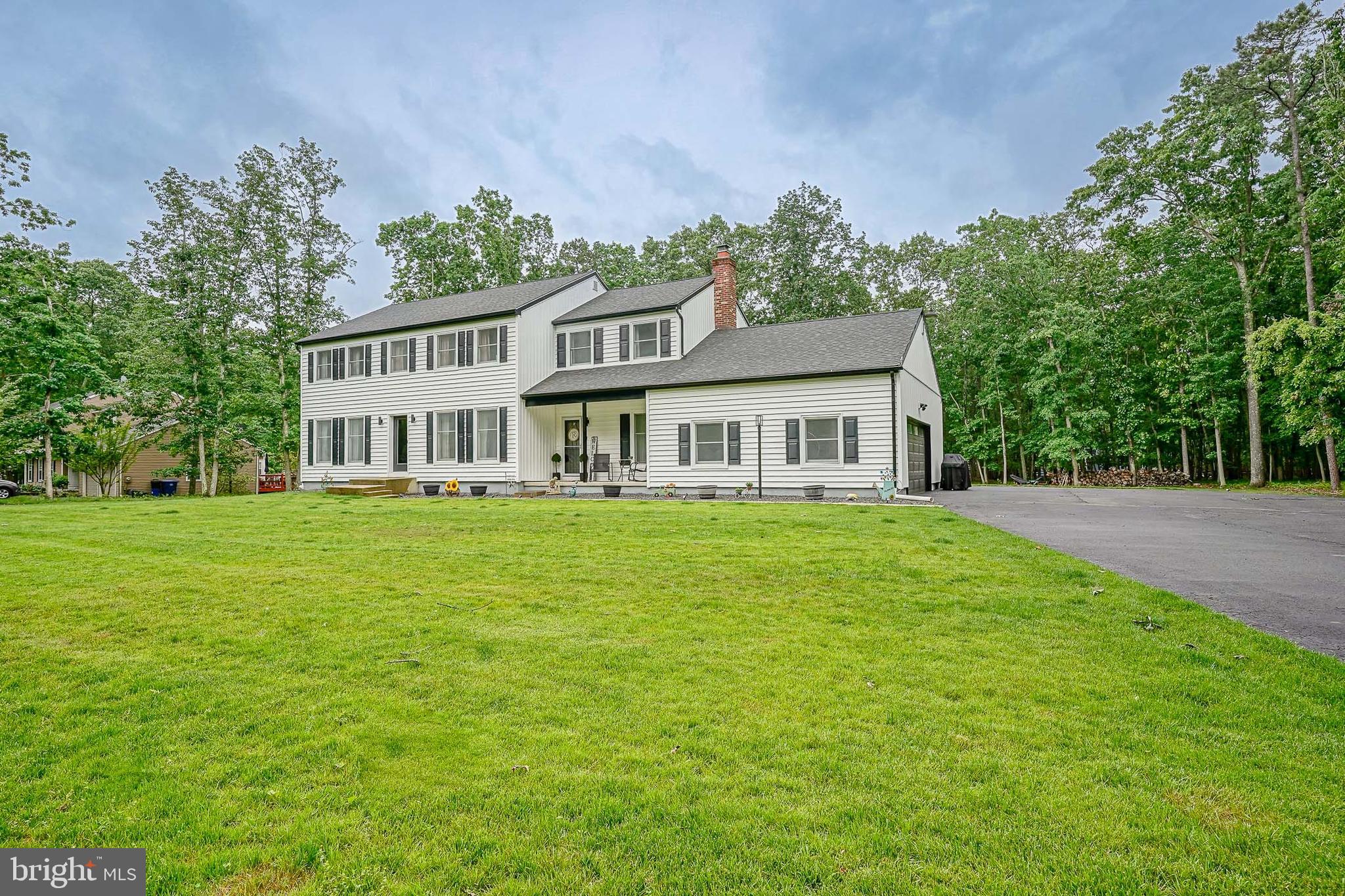 11 HIDDEN ACRES DRIVE