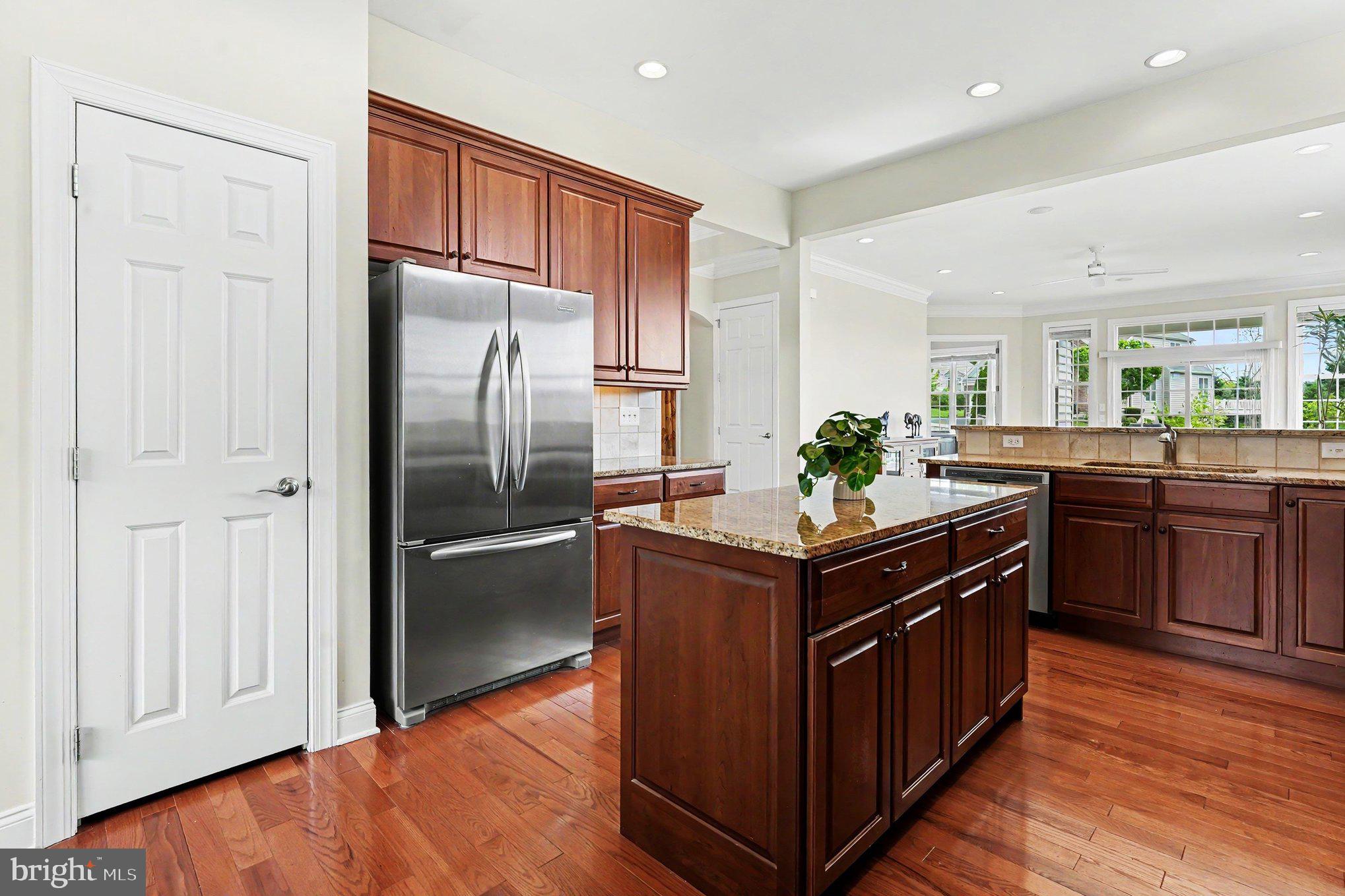 MEADOW GLEN - Residential