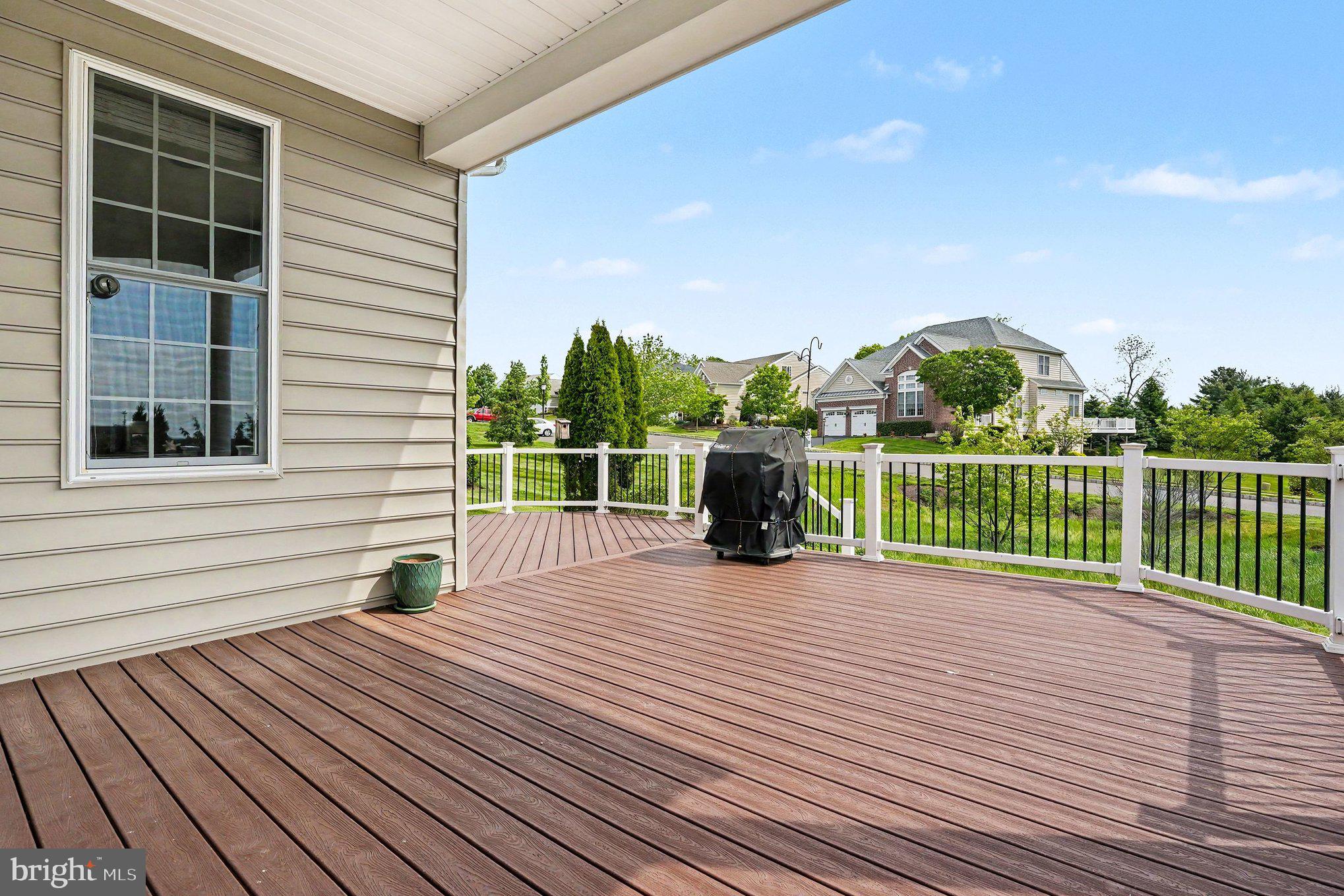 MEADOW GLEN - Residential