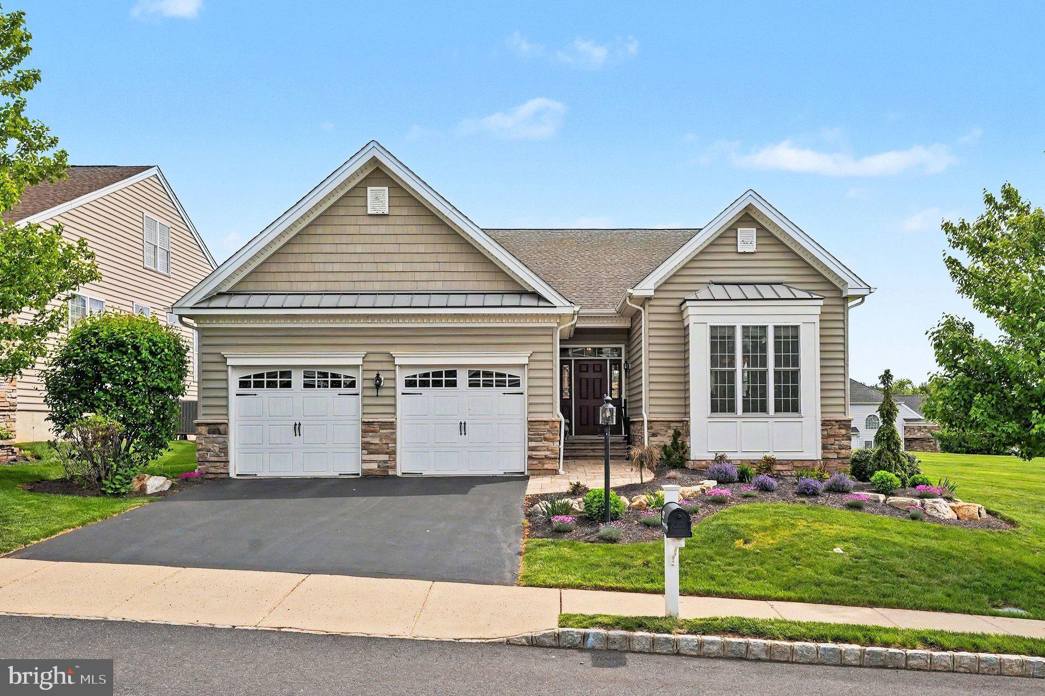 MEADOW GLEN - Residential
