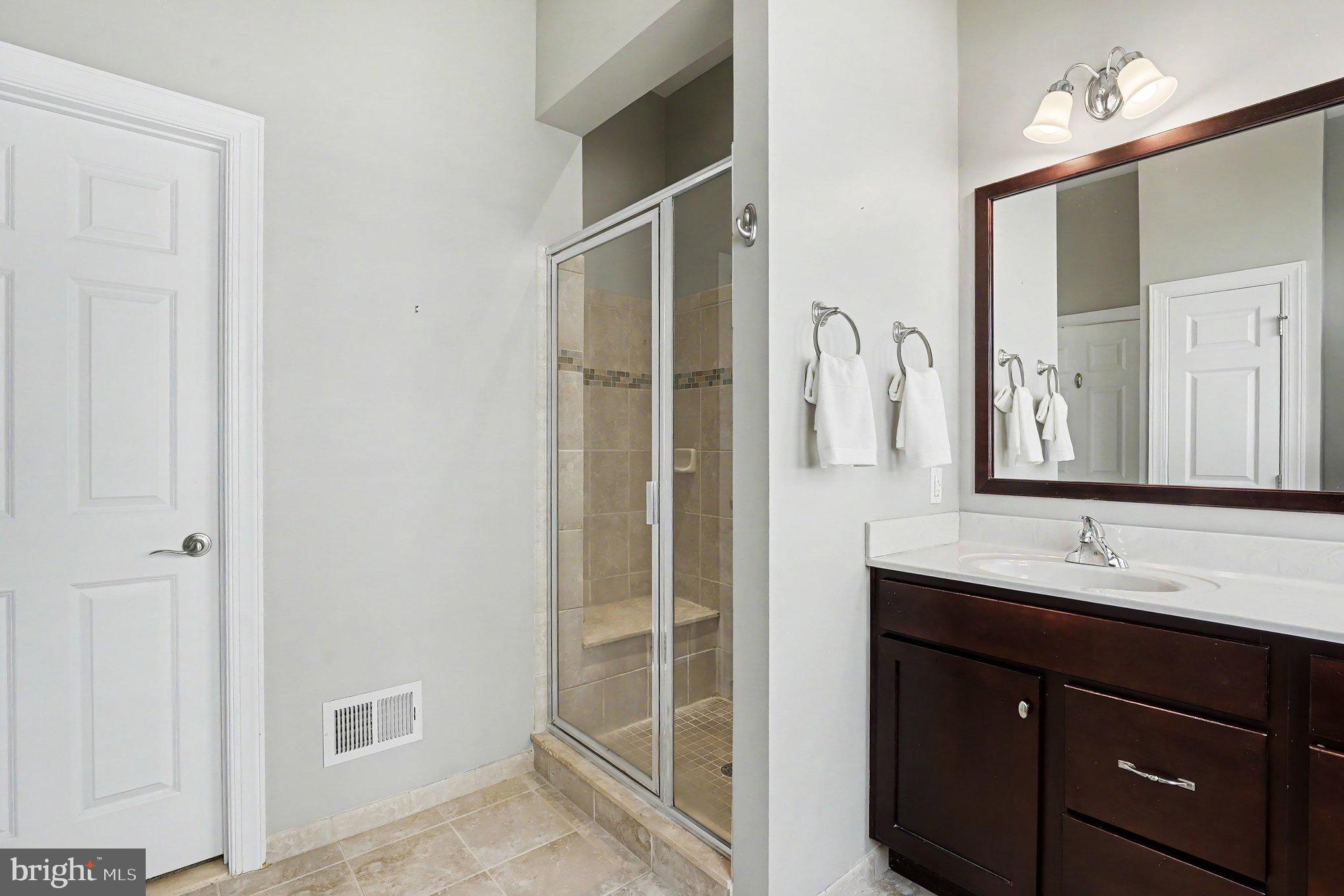 MEADOW GLEN - Residential