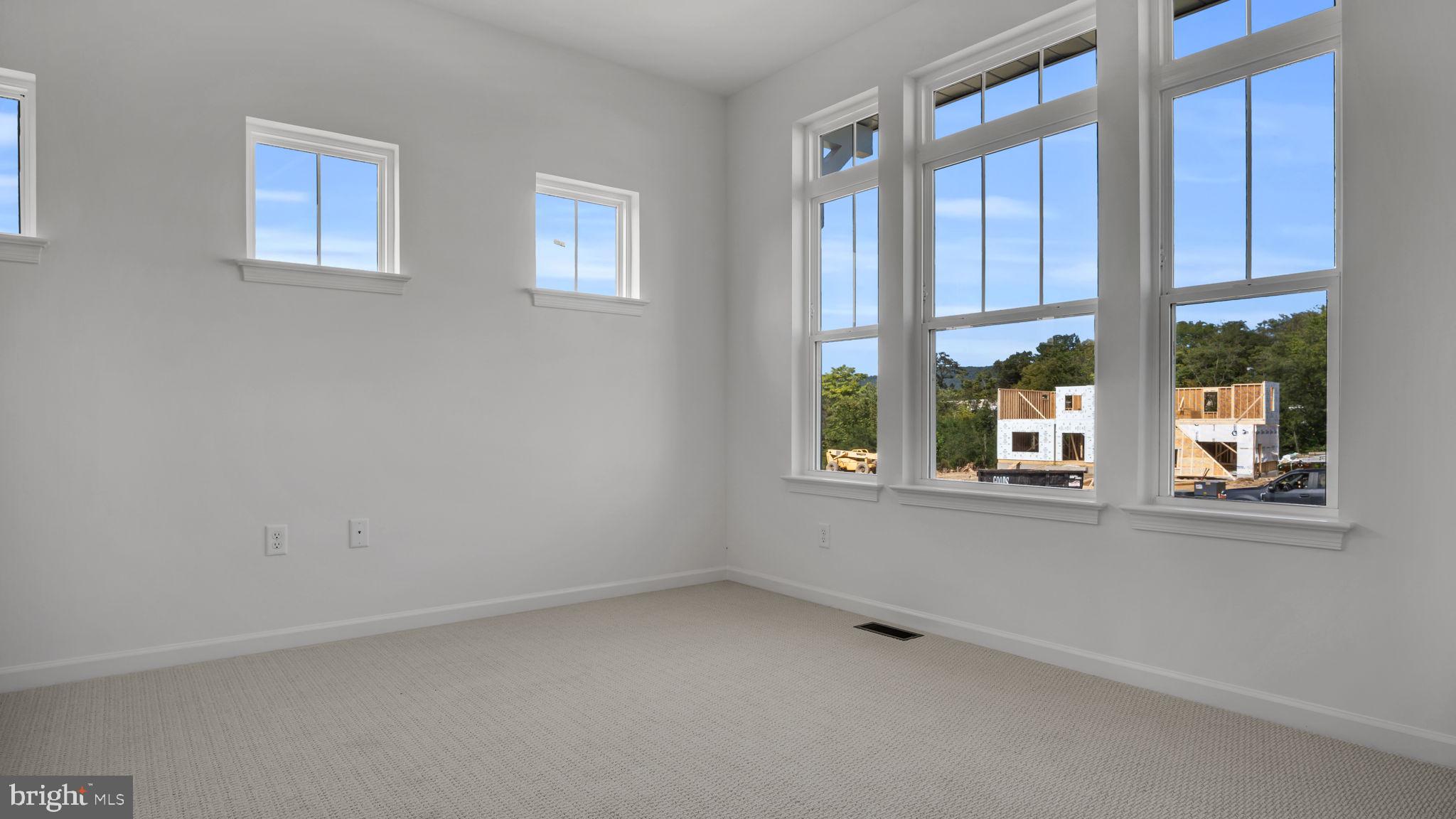 PENINSULA - Residential