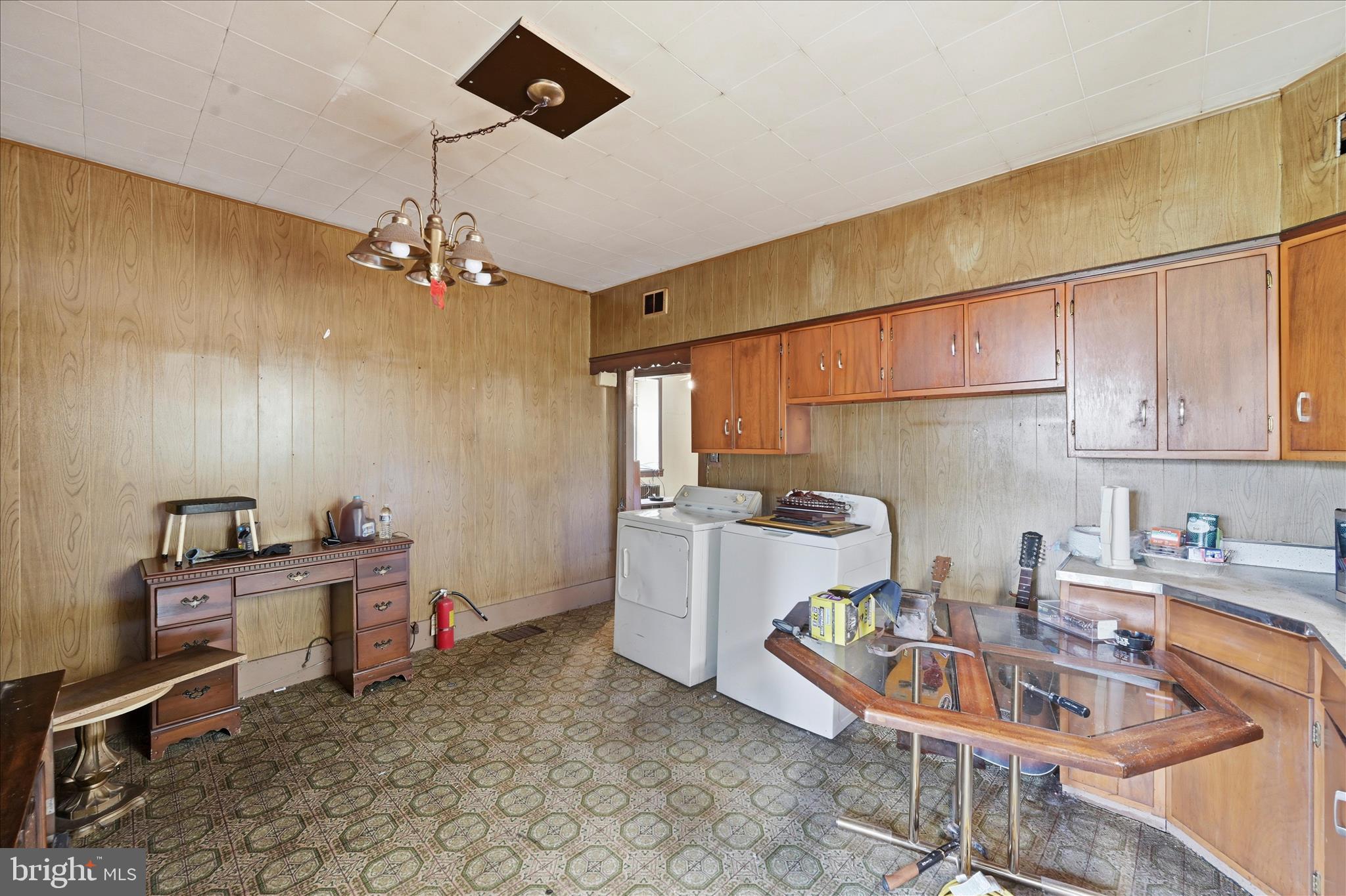 WEST BRUNSWICK - Residential