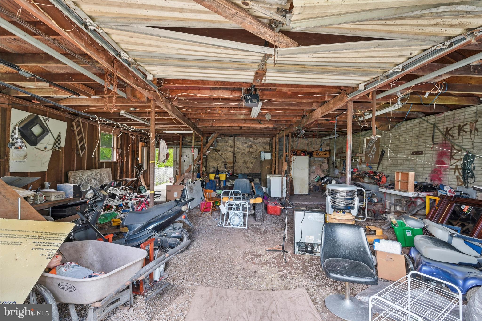 WEST BRUNSWICK - Residential