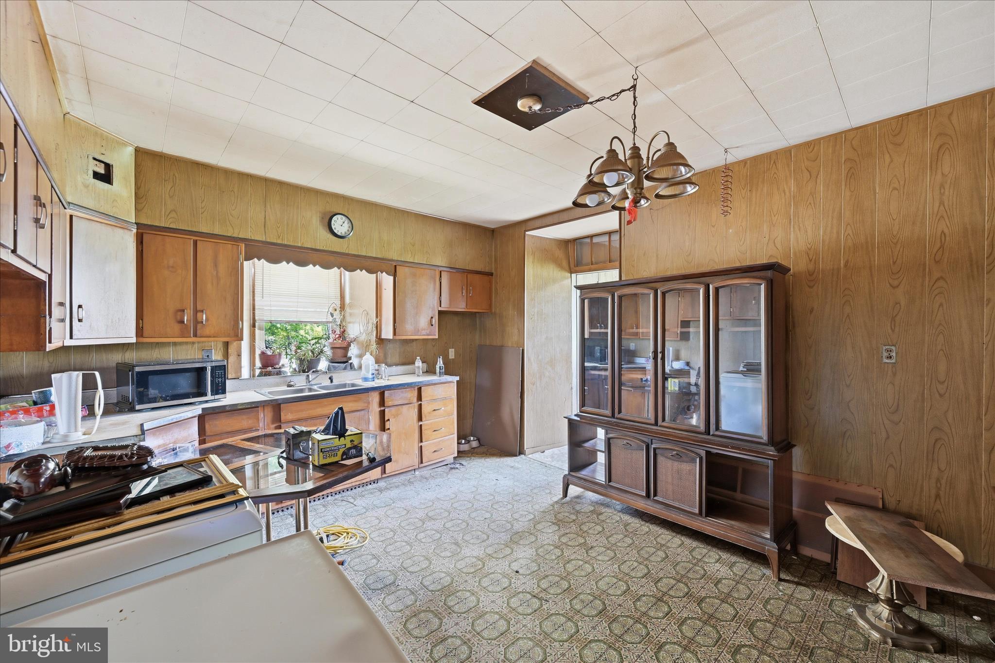 WEST BRUNSWICK - Residential