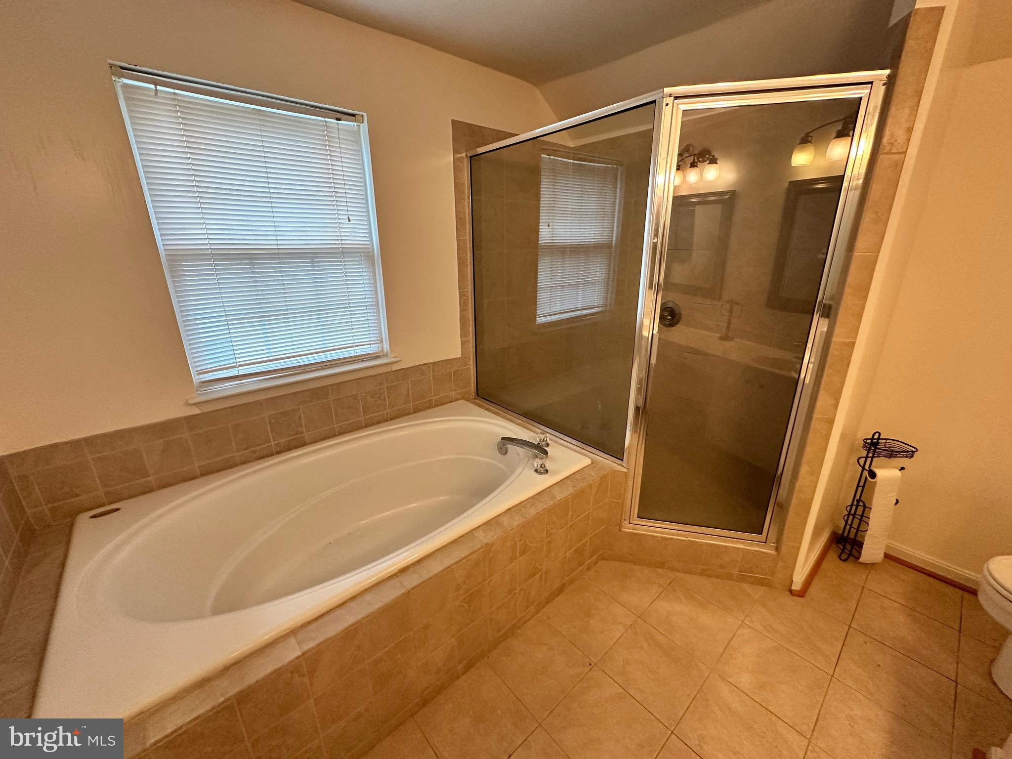 HILLANTRAE - Residential