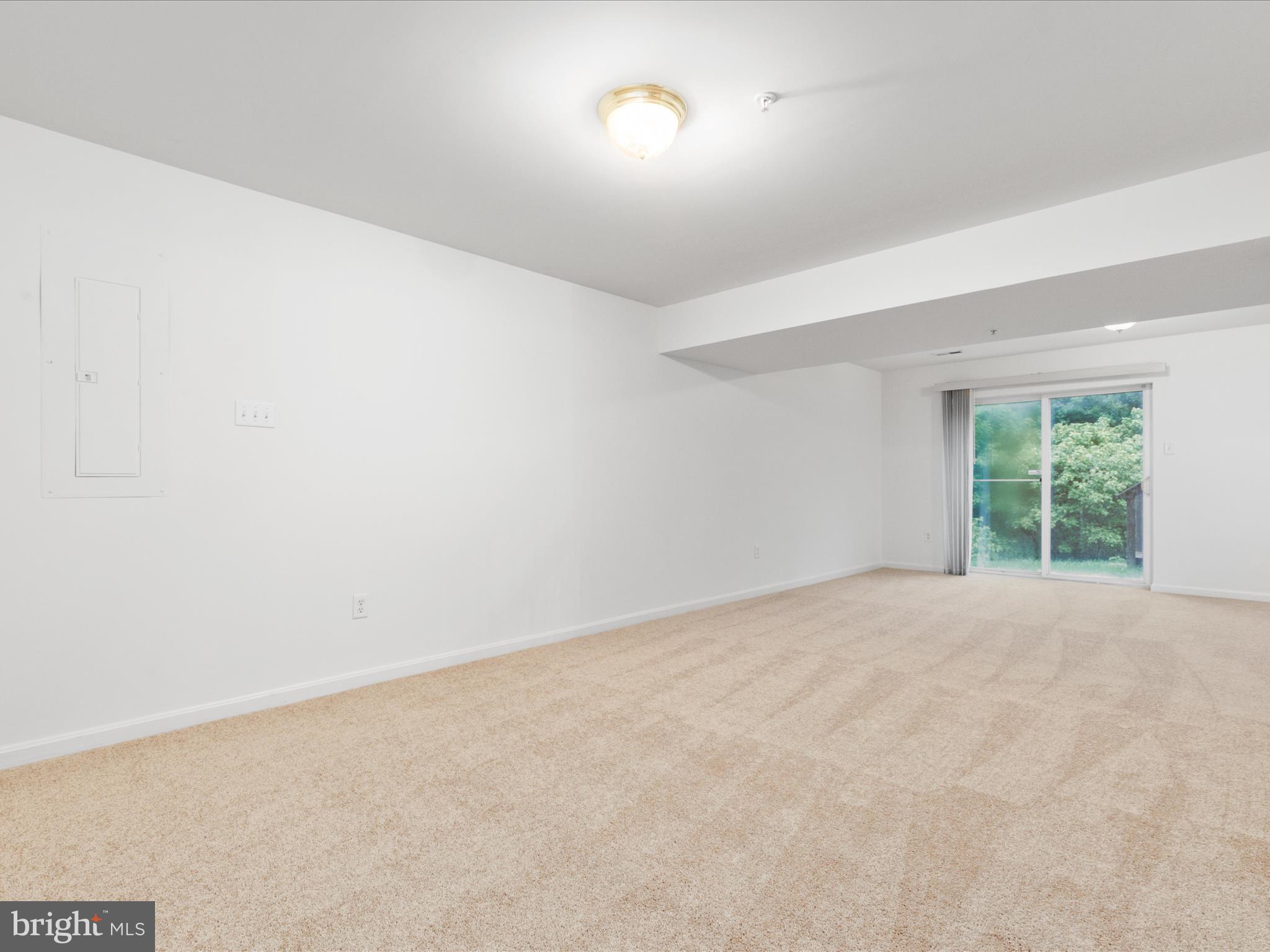 HILLANTRAE - Residential