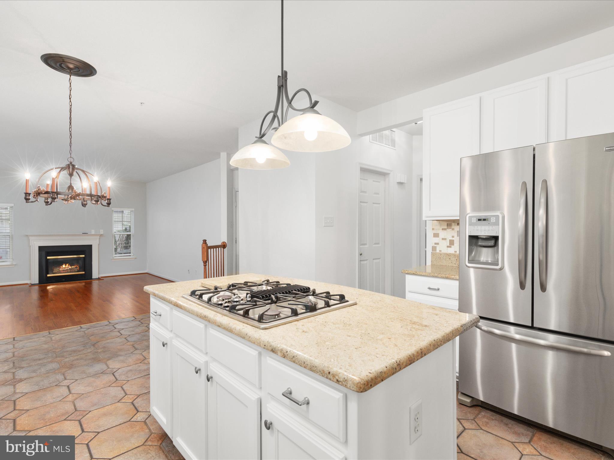 HILLANTRAE - Residential