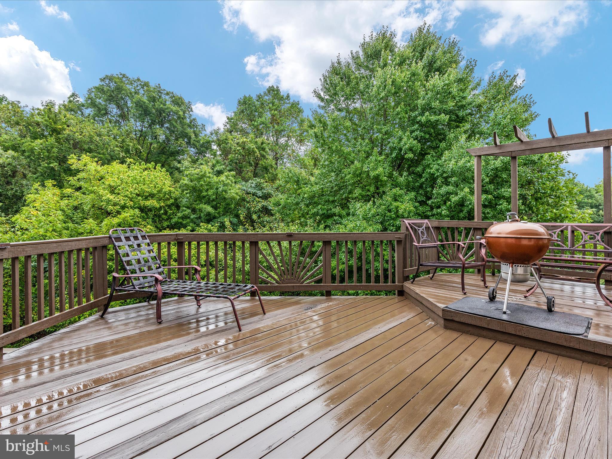 HILLANTRAE - Residential