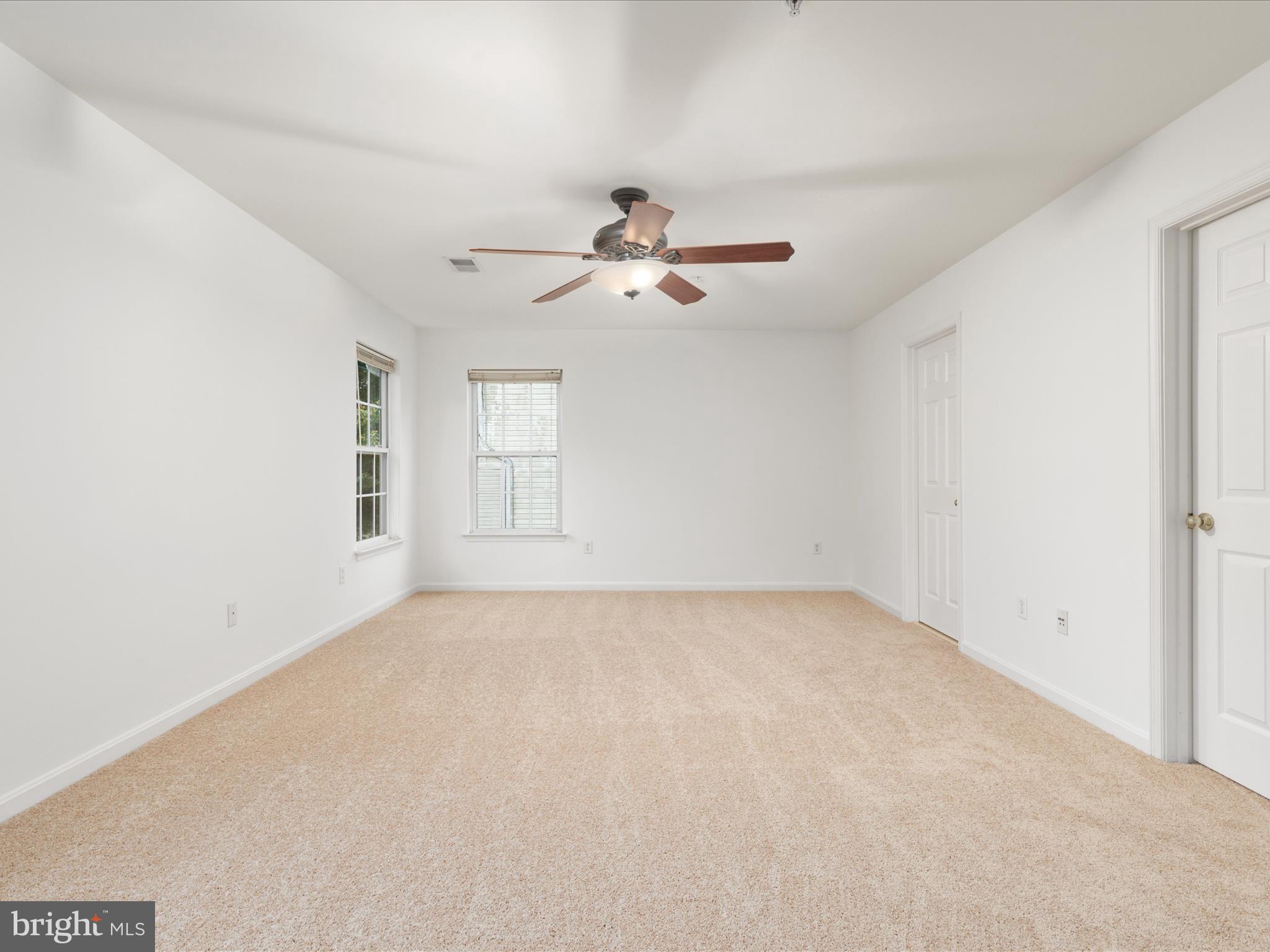 HILLANTRAE - Residential