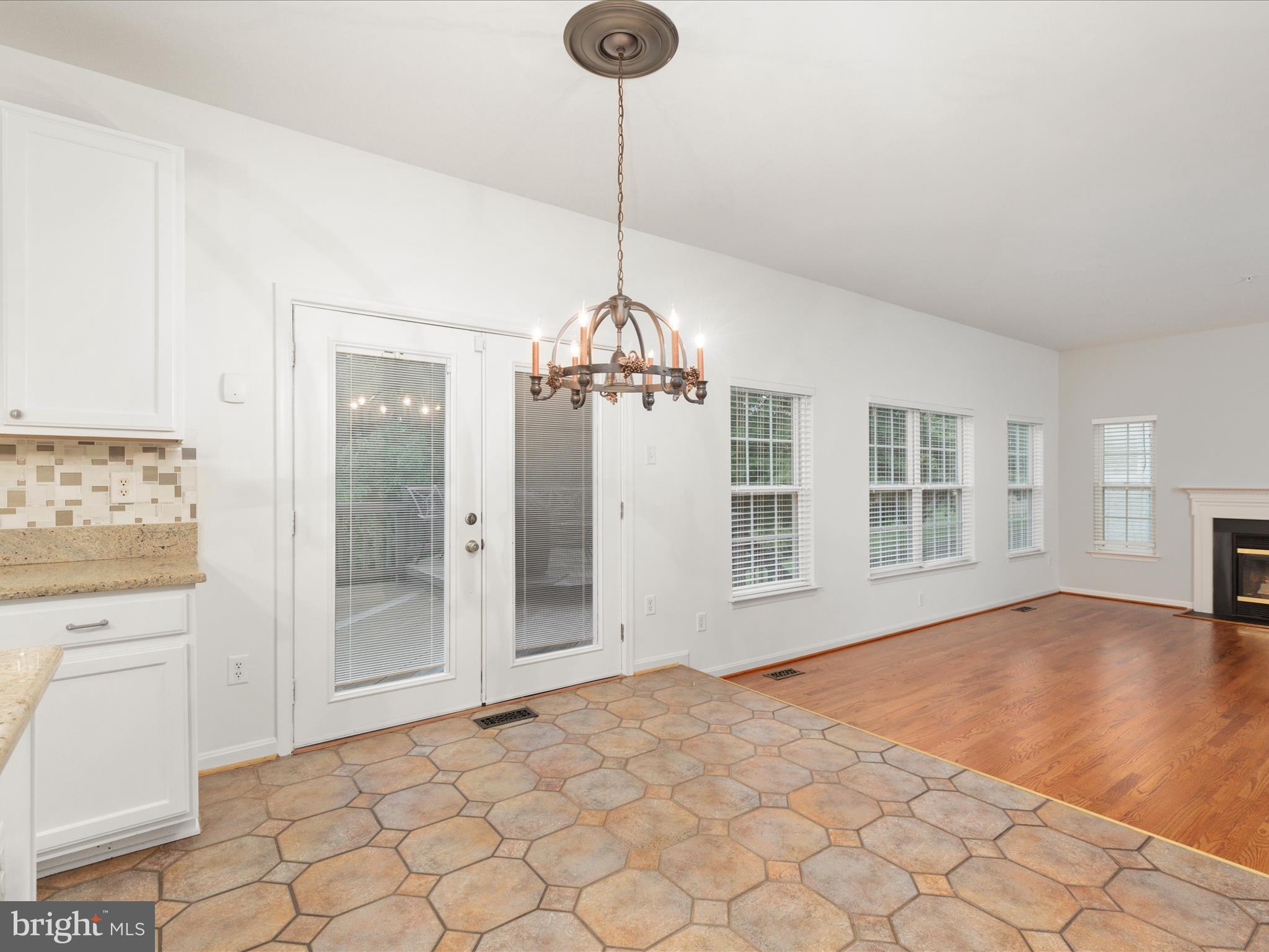 HILLANTRAE - Residential