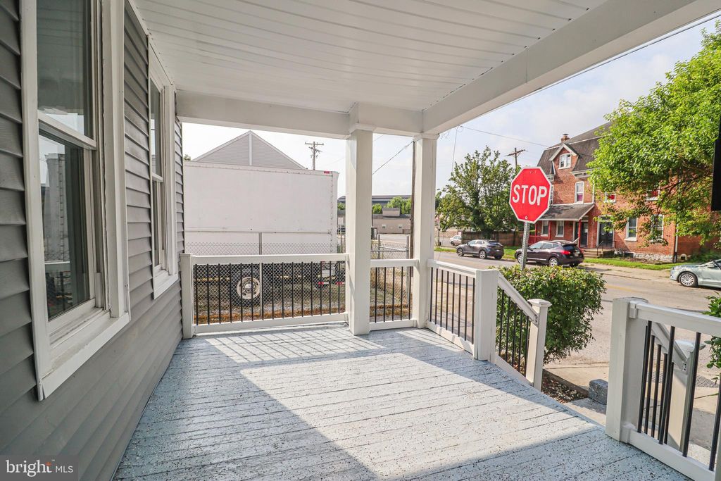 Photo of 255 Roosevelt Avenue, YORK, PA 17404 (MLS # PAYK2086494)