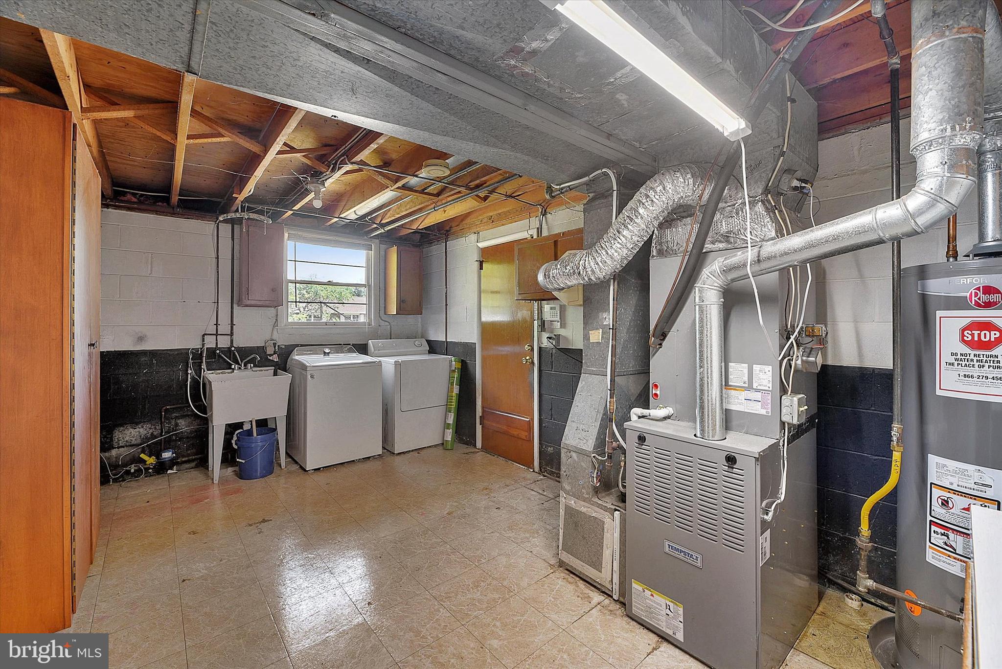 HOMESTEAD VILLAGE - Residential