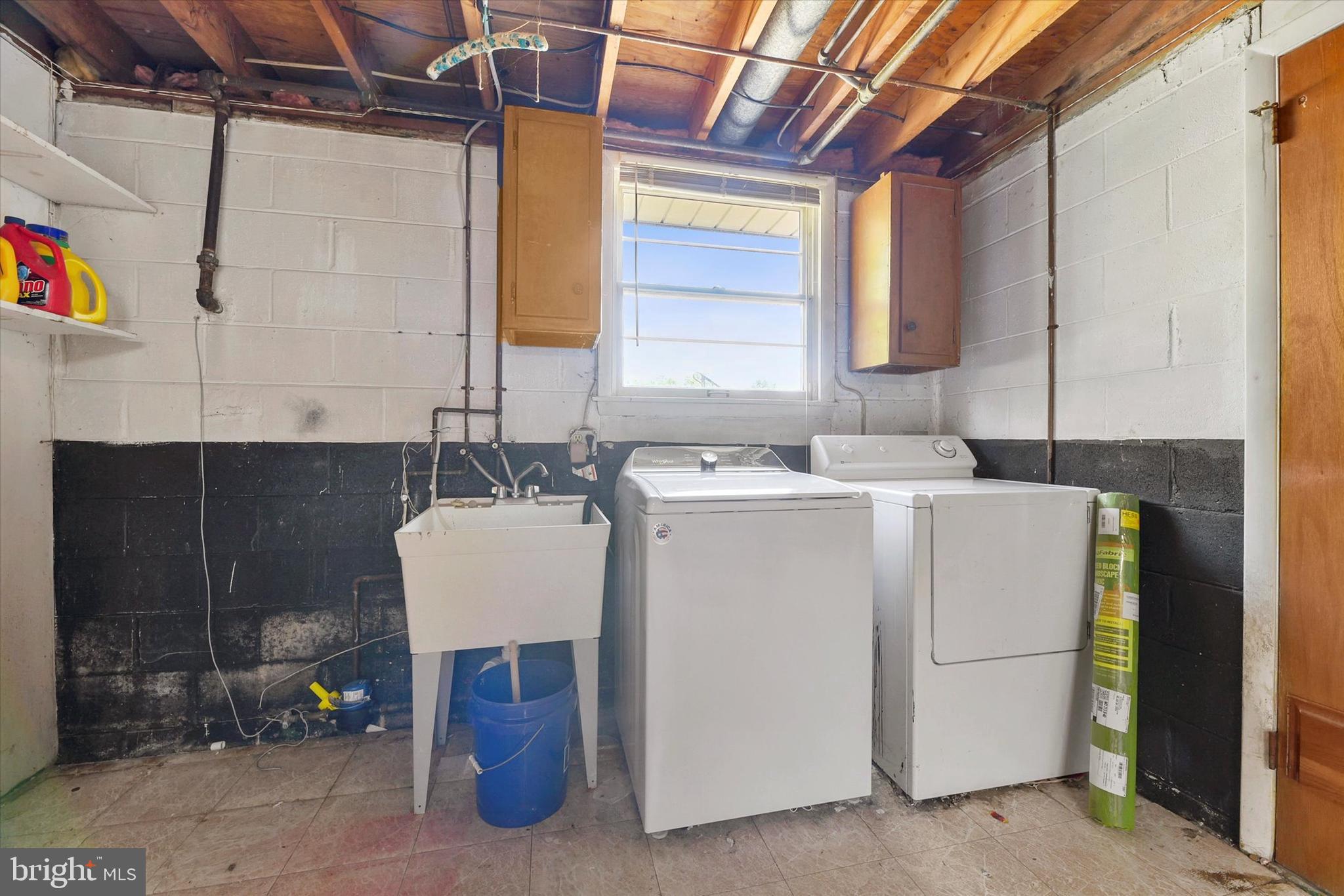 HOMESTEAD VILLAGE - Residential