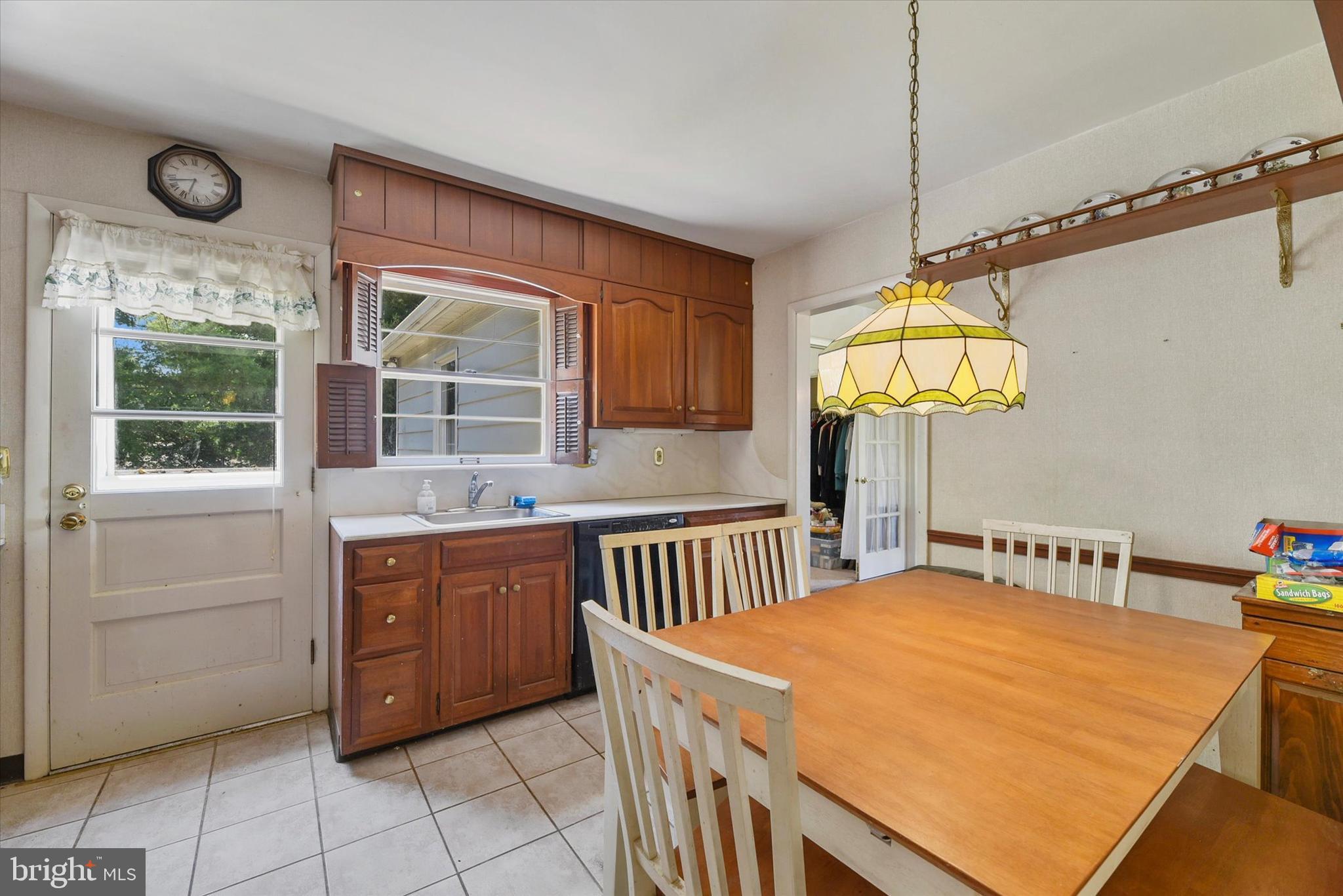 HOMESTEAD VILLAGE - Residential