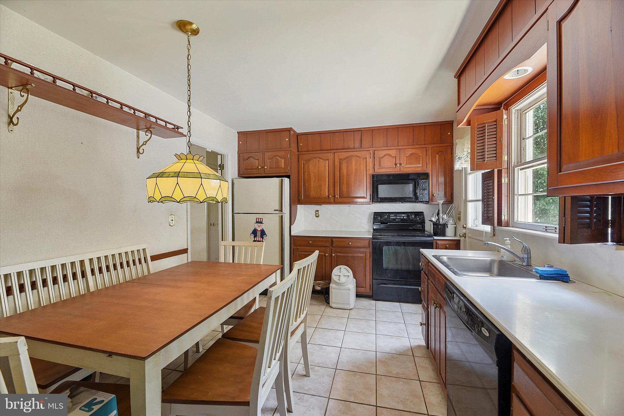 HOMESTEAD VILLAGE - Residential