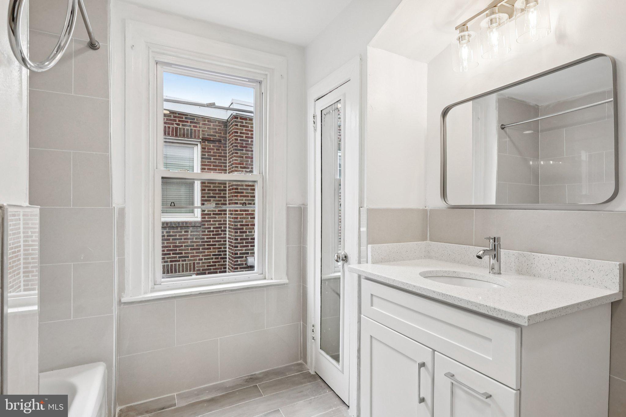 ELKINS PARK - Residential Lease