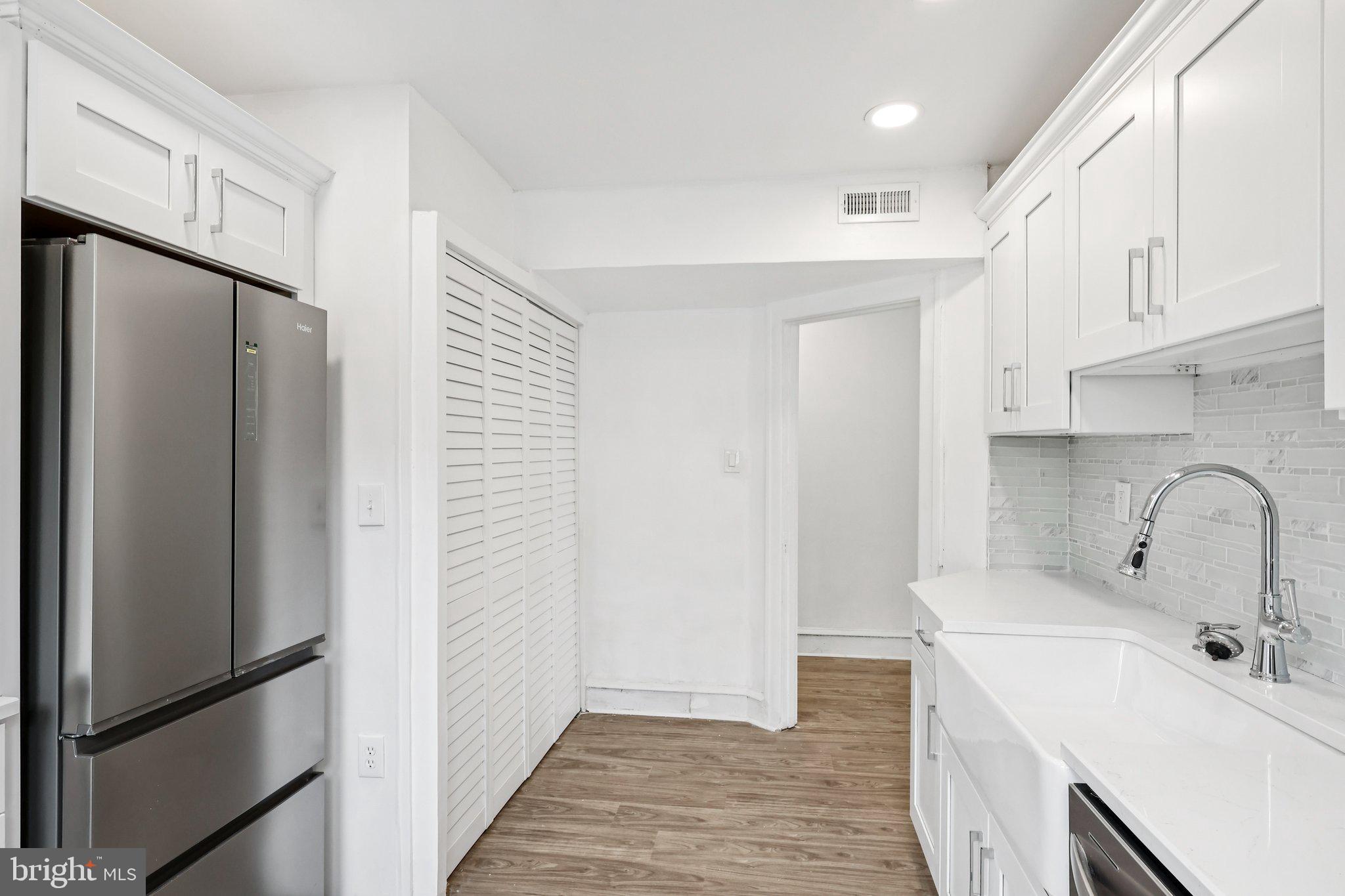 ELKINS PARK - Residential Lease