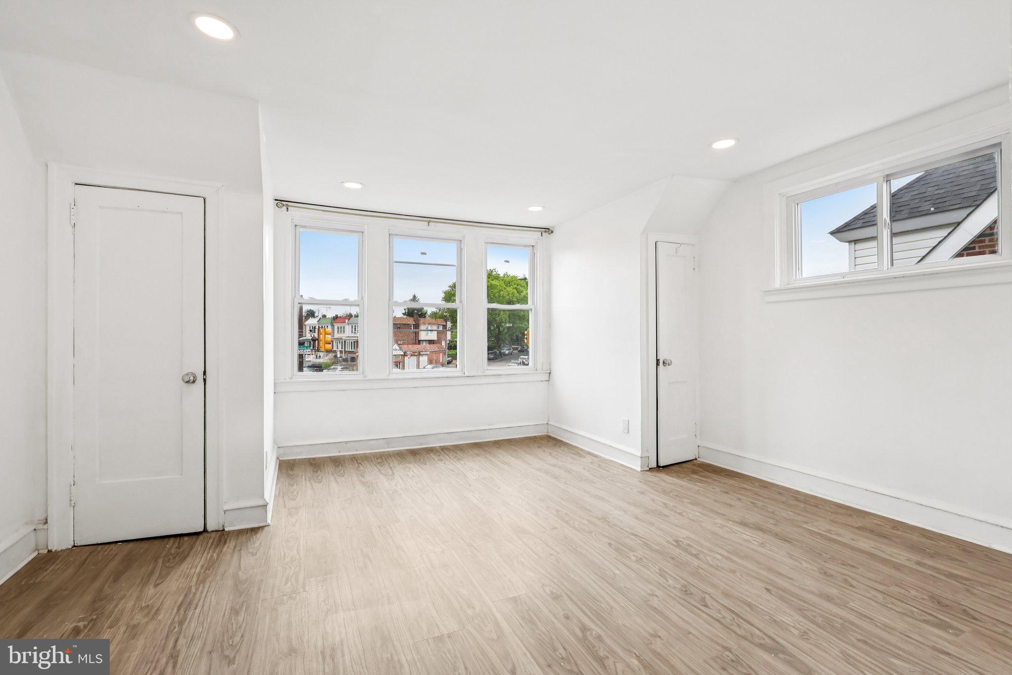 ELKINS PARK - Residential Lease