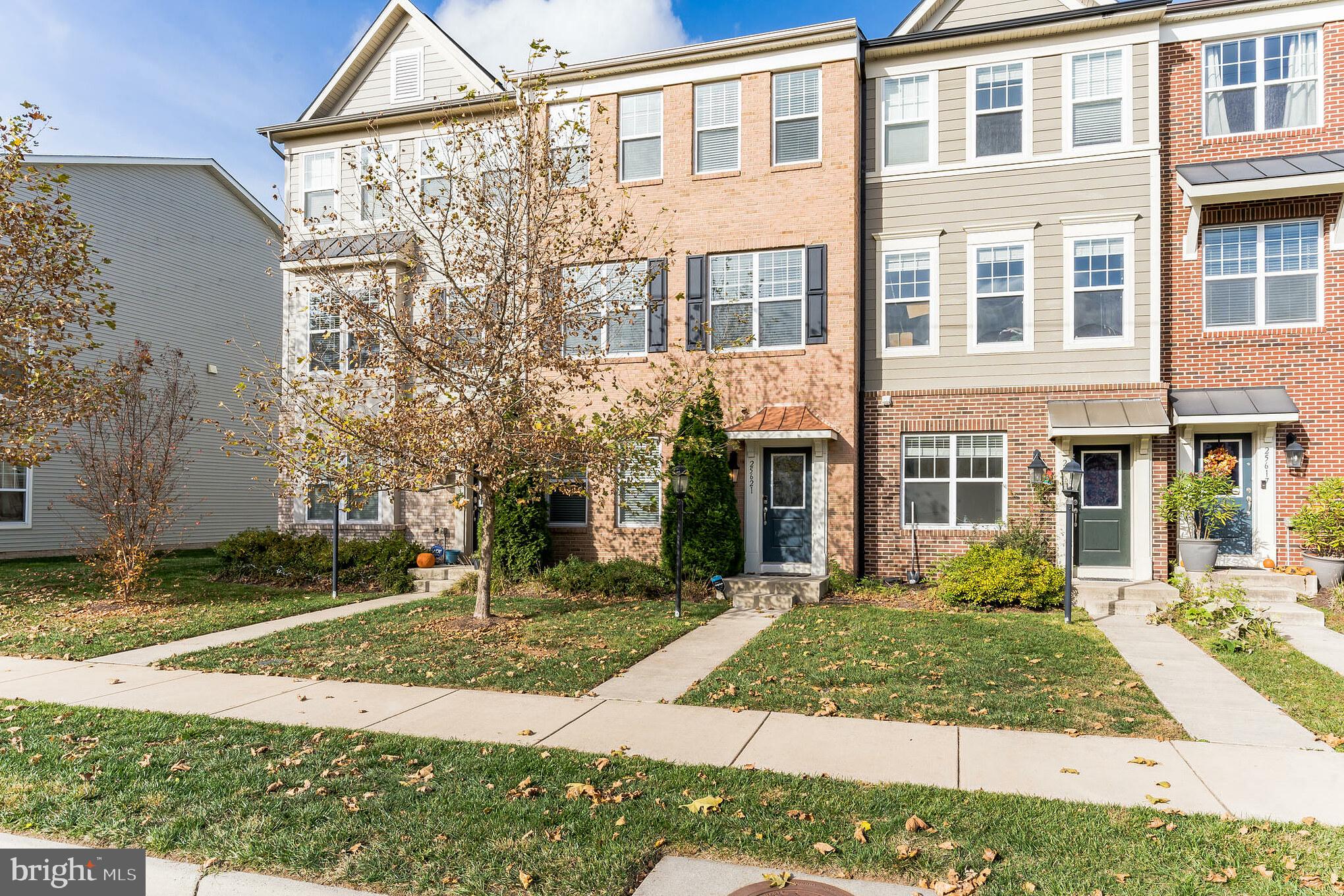 EAST GATE ONE - Residential Lease