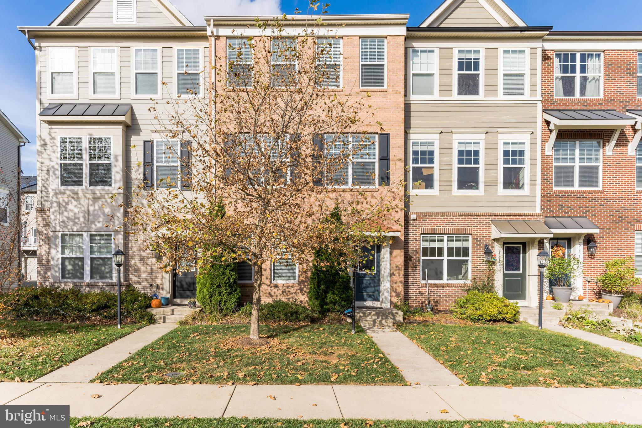 EAST GATE ONE - Residential Lease