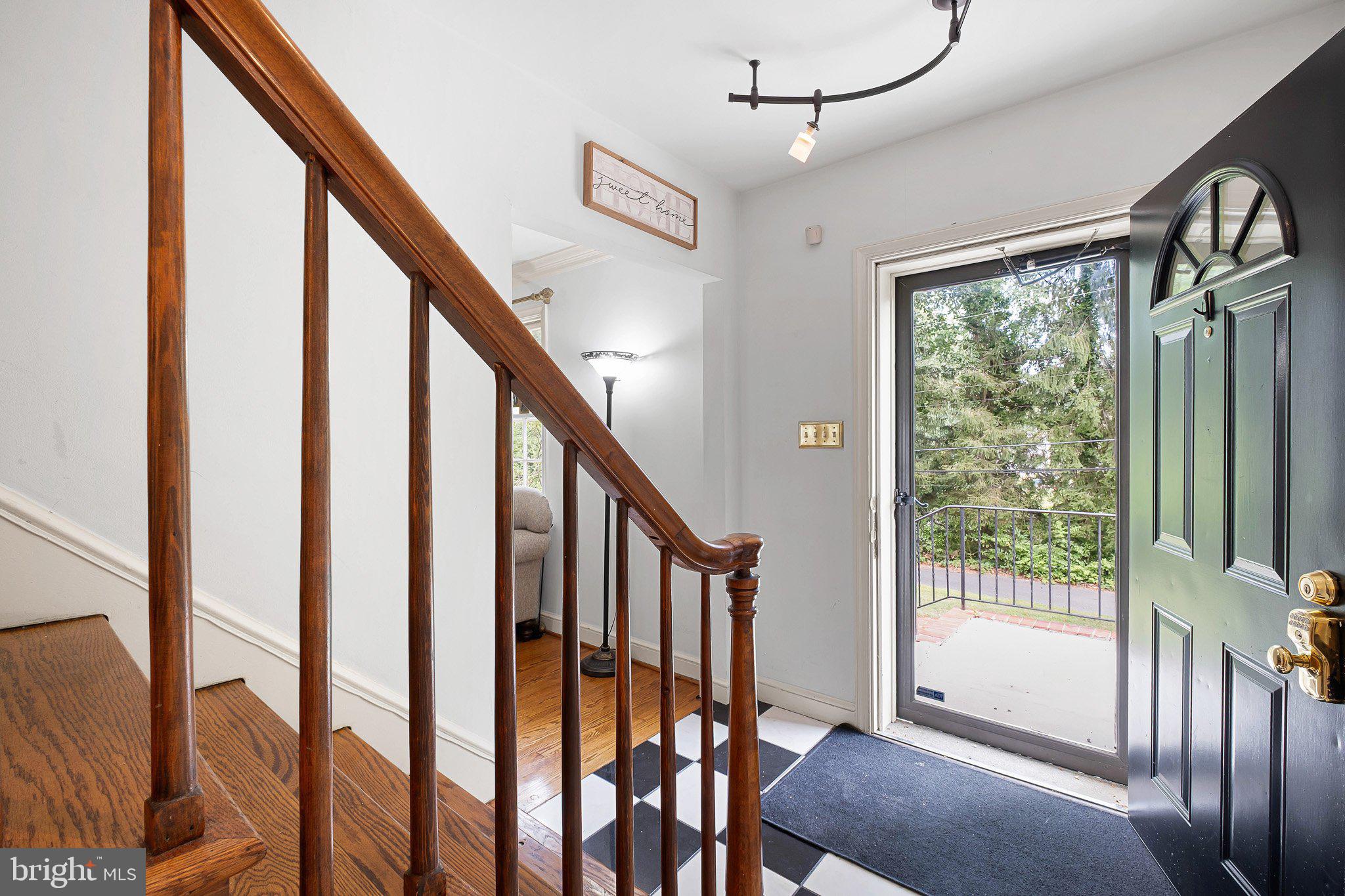3 E BROOKLAND AVENUE